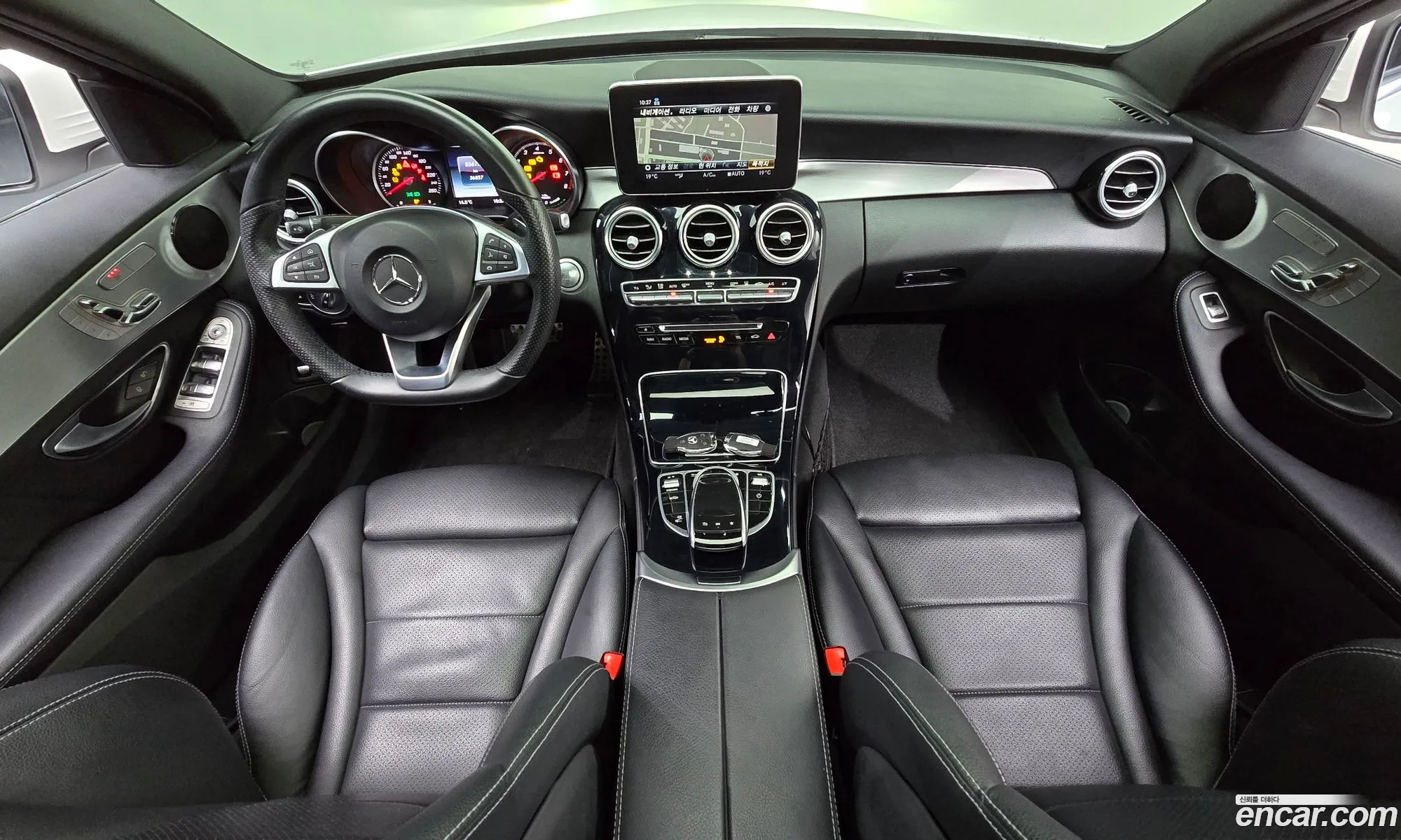 Mercedes-Benz C-Class W205 2018 — 31