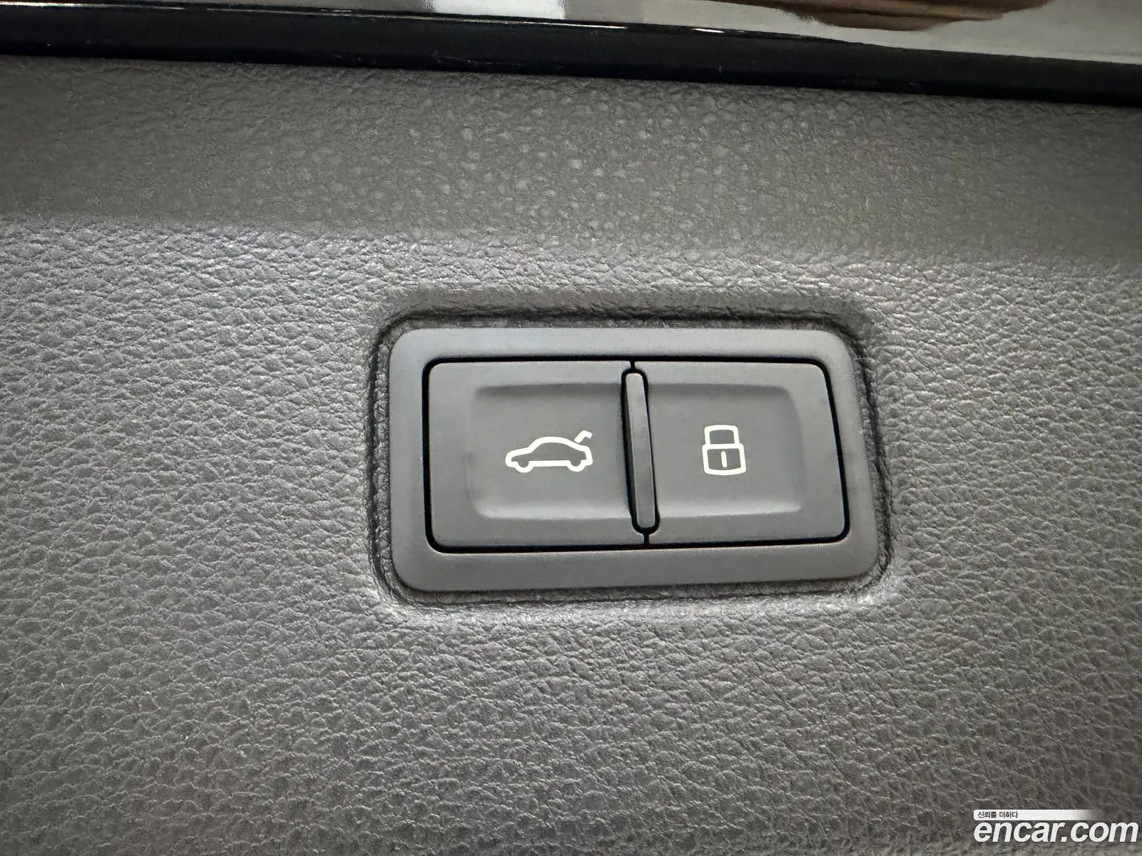 Audi Q7 2025 — 18
