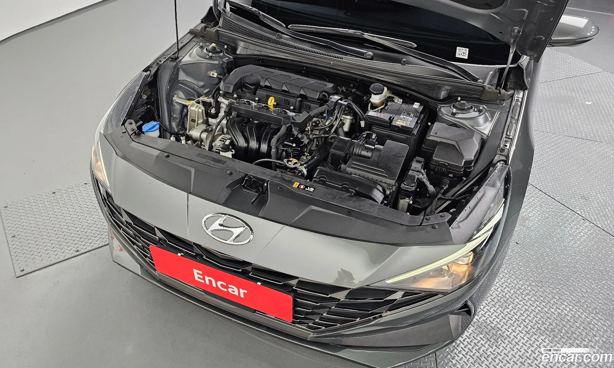 Hyundai Elantra 2022 — 20