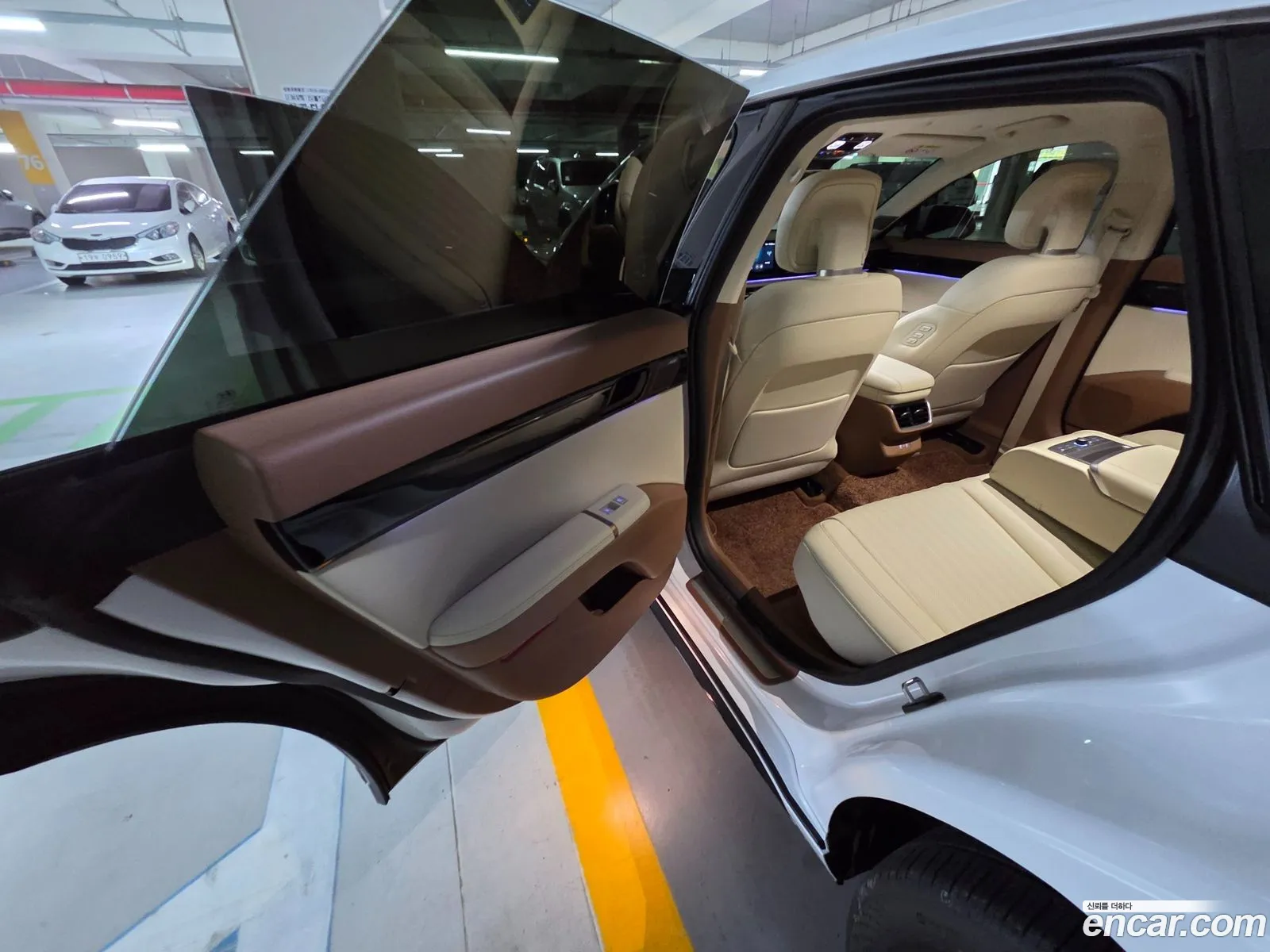 Hyundai Grandeur Hybrid 2026 — 13