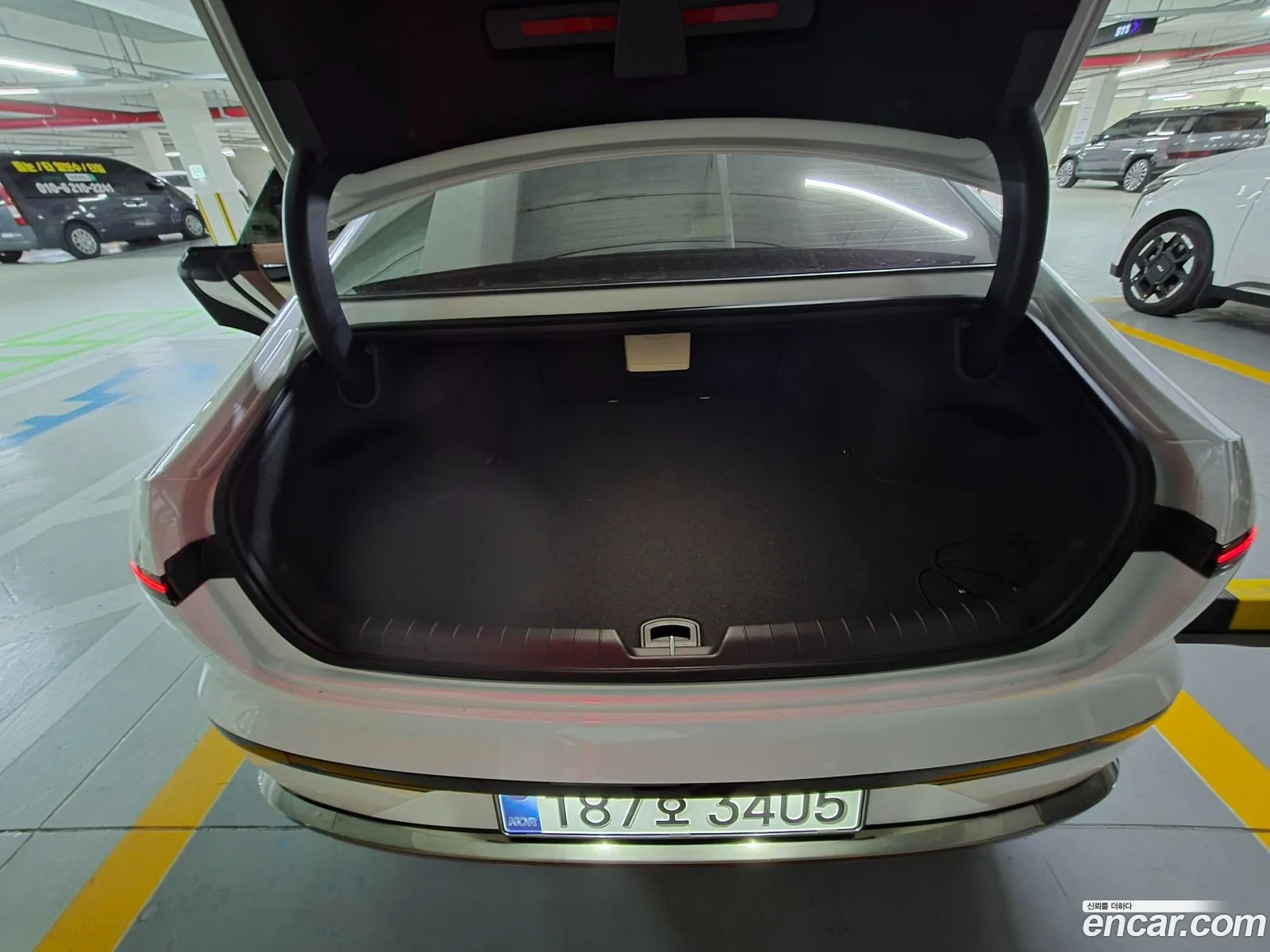 Hyundai Grandeur Hybrid 2026 — 9