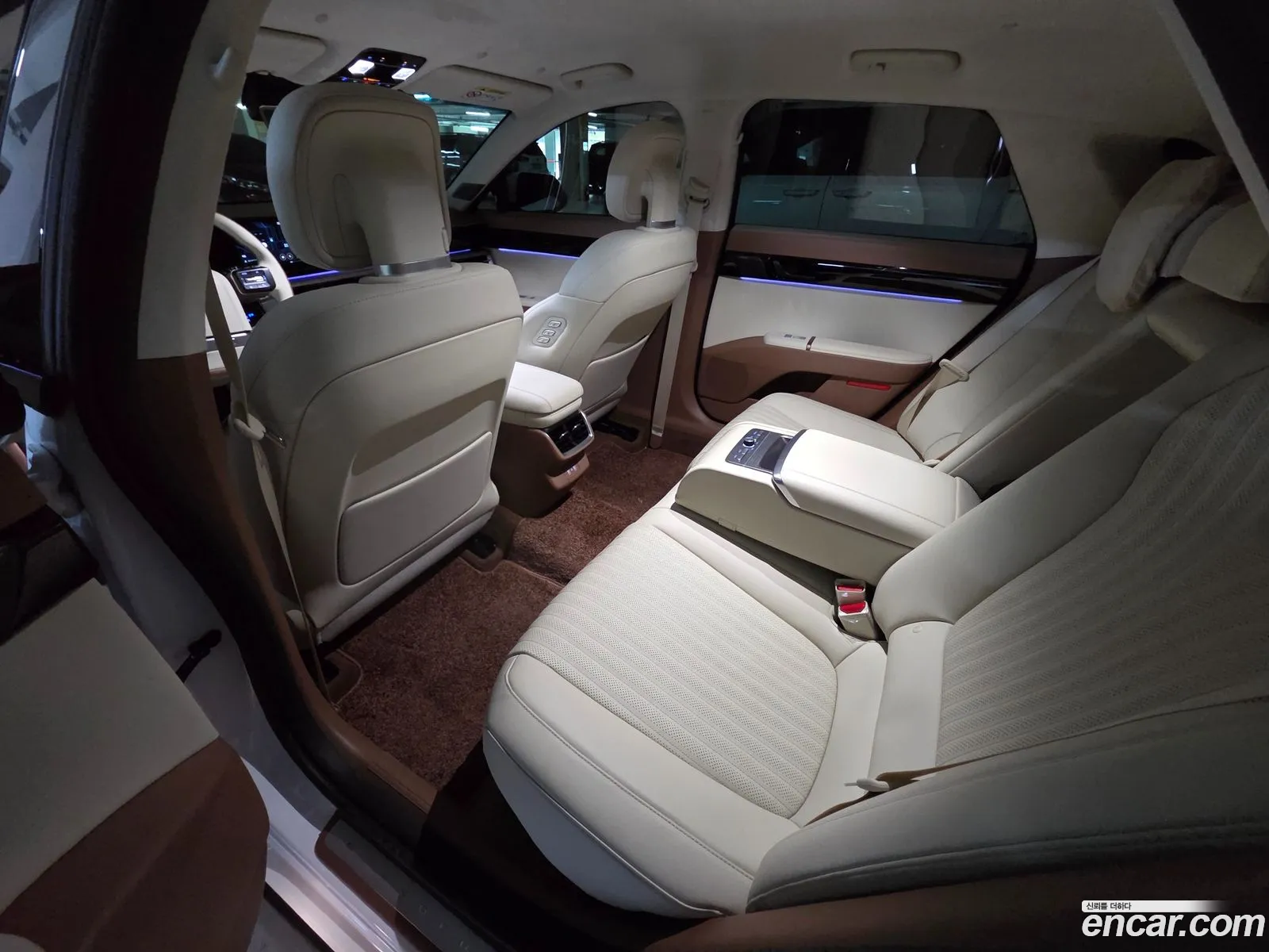 Hyundai Grandeur Hybrid 2026 — 6