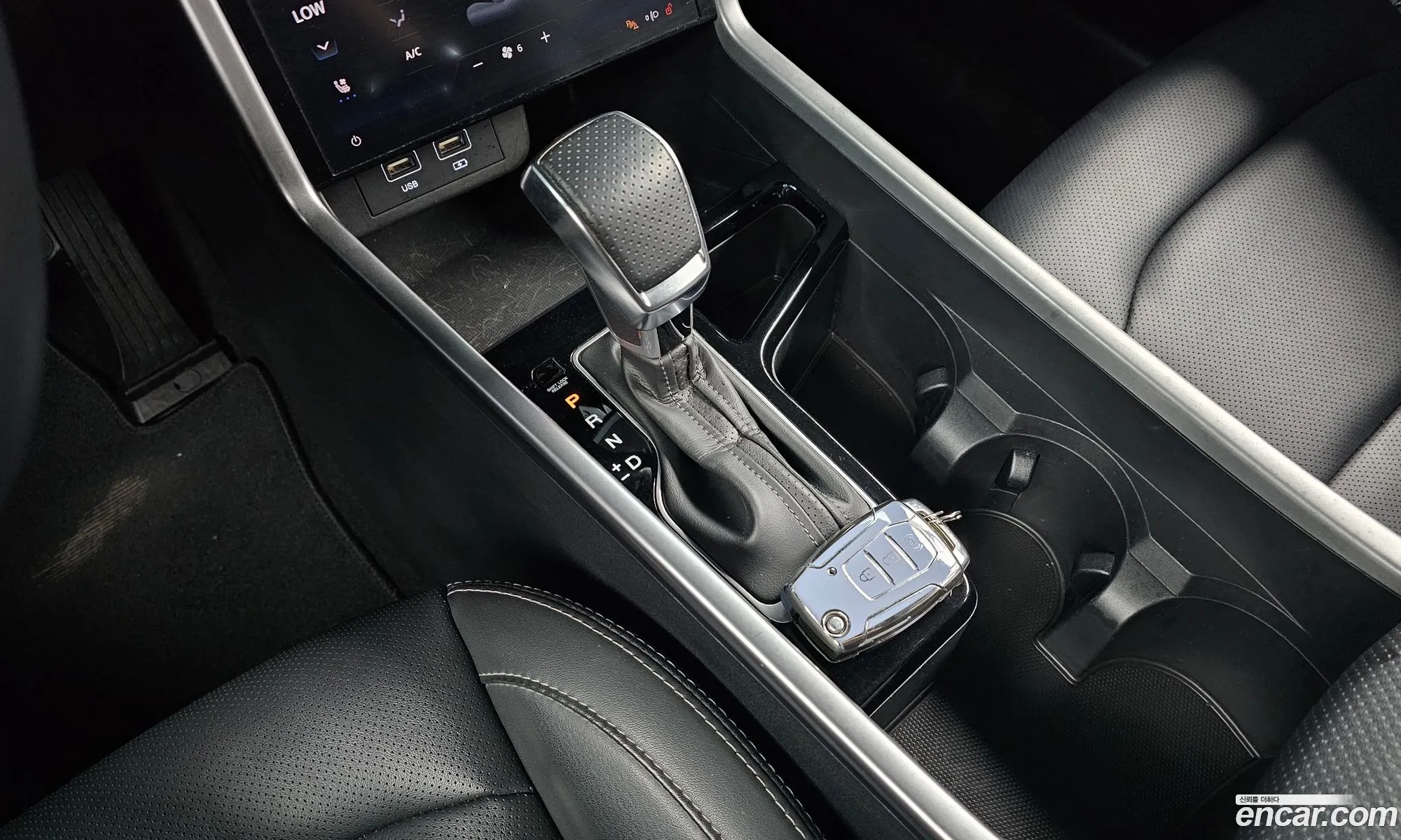 KG Mobility (SsangYong) Torres 2022 — 28