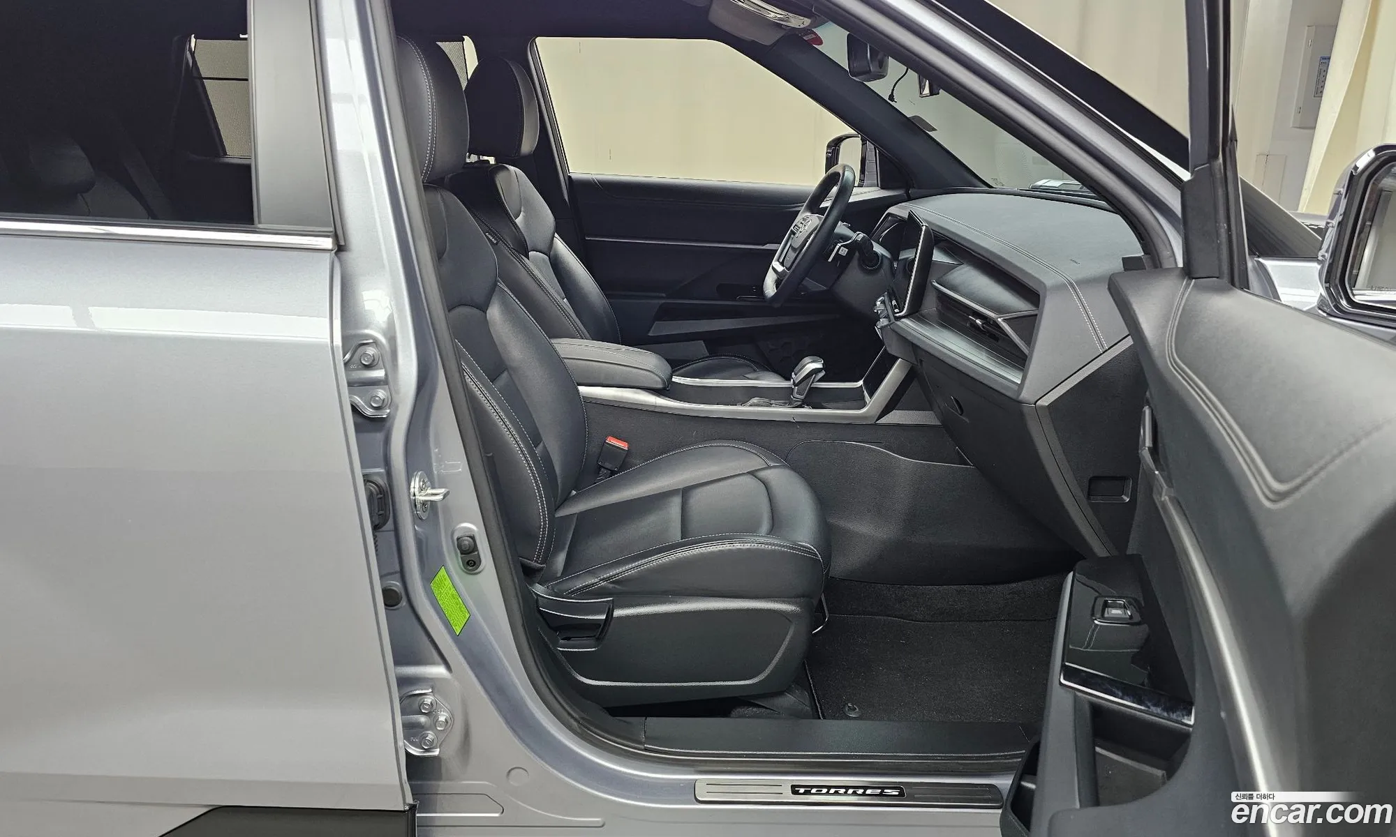 KG Mobility (SsangYong) Torres 2022 — 29