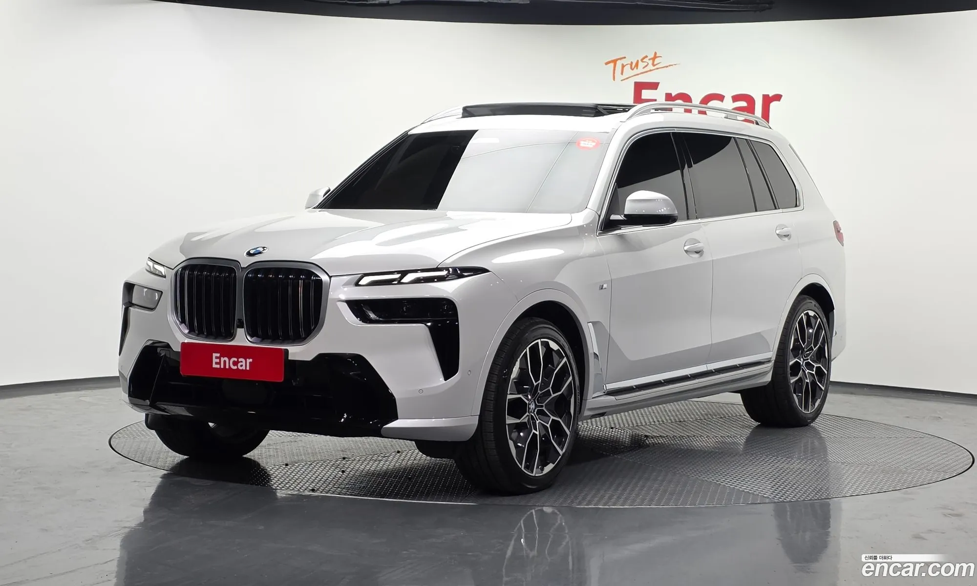 BMW X7 2024 WBA21EN00R9V18353 — 32
