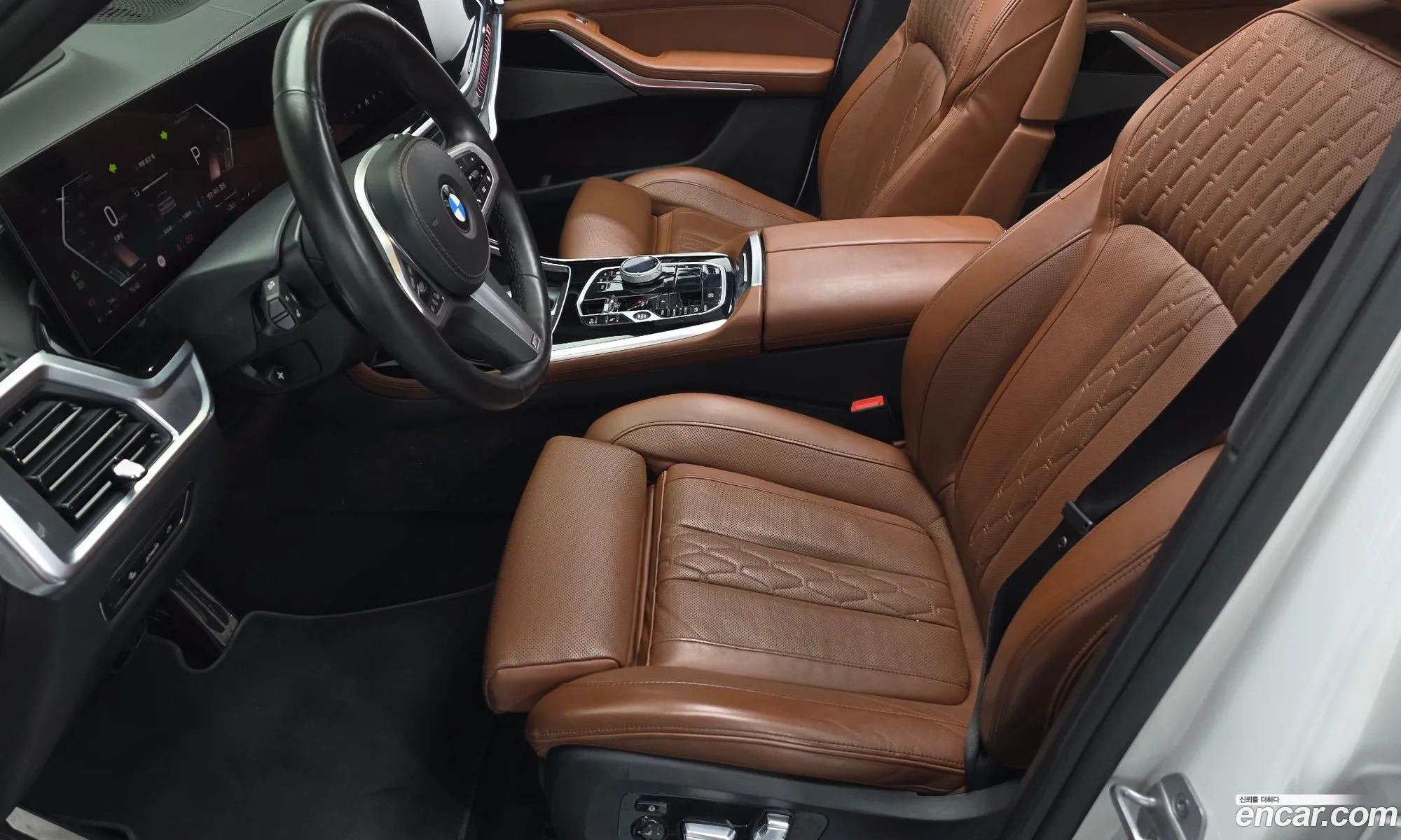 BMW X7 2024 WBA21EN00R9V18353 — 26