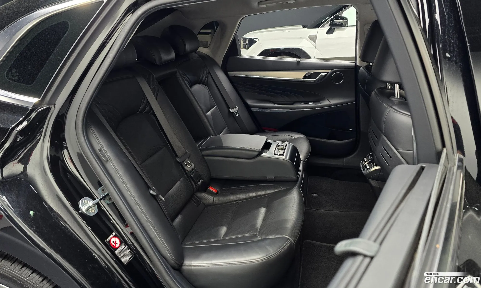 Hyundai Grandeur IG Hybrid 2020 — 15