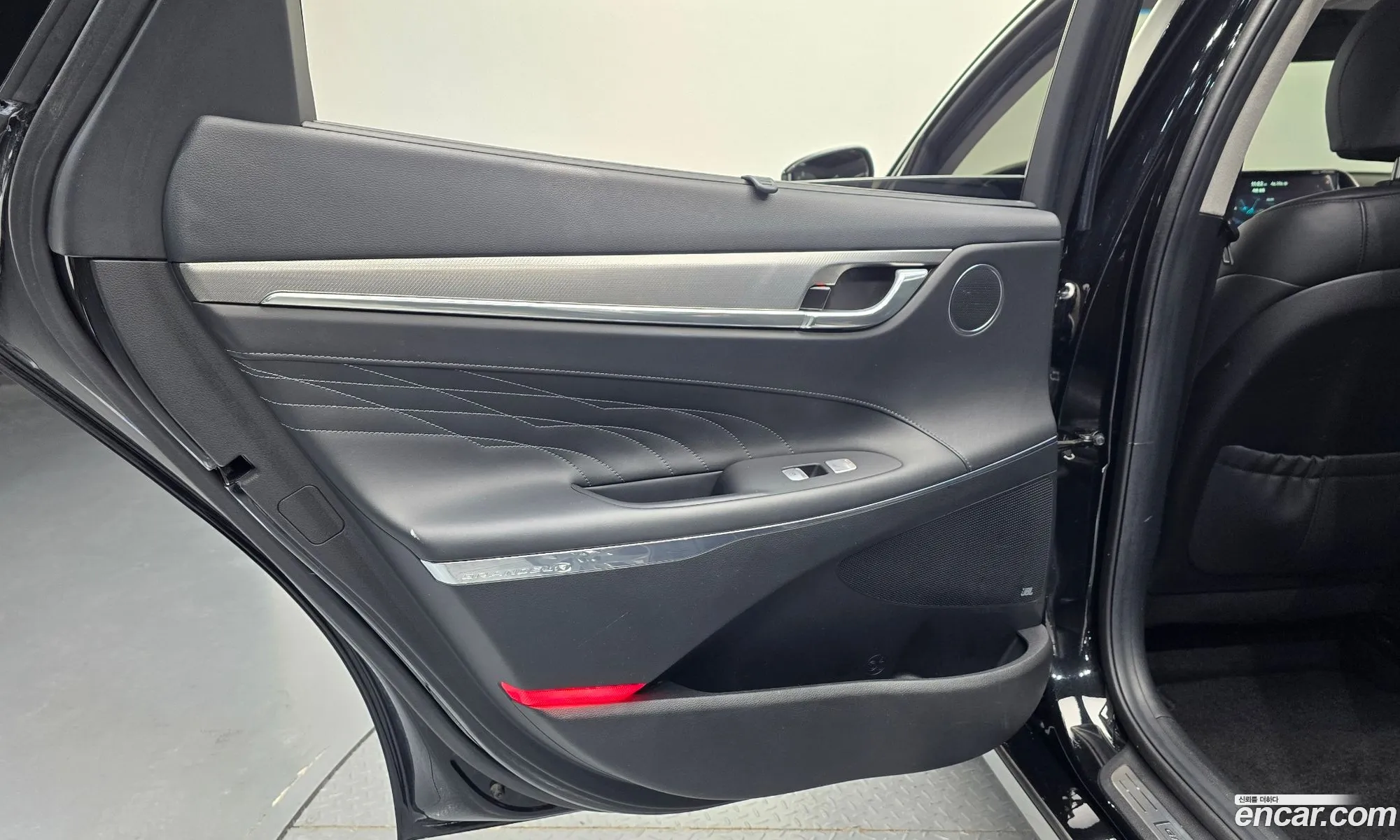 Hyundai Grandeur IG Hybrid 2020 — 2