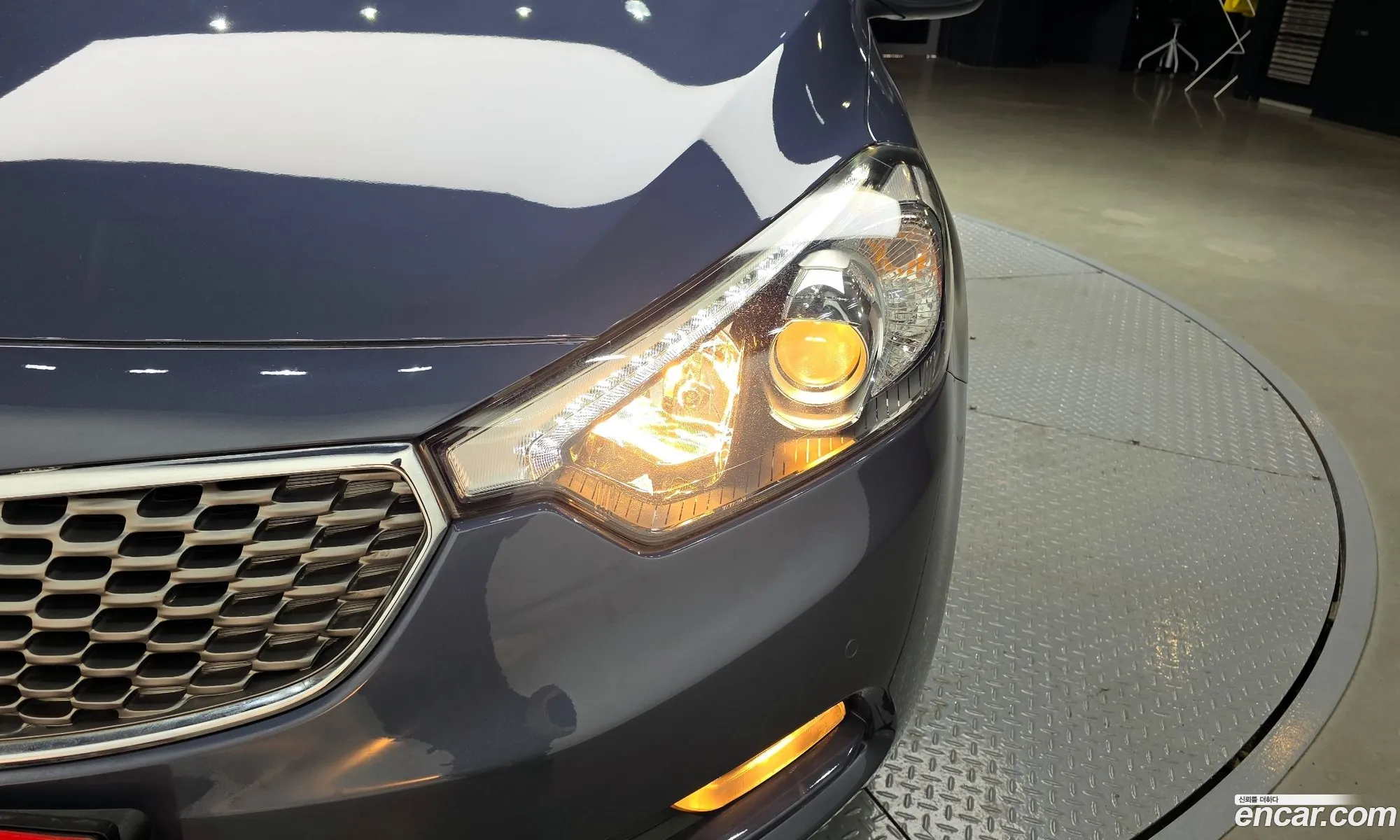 Kia K3 2012 — 5