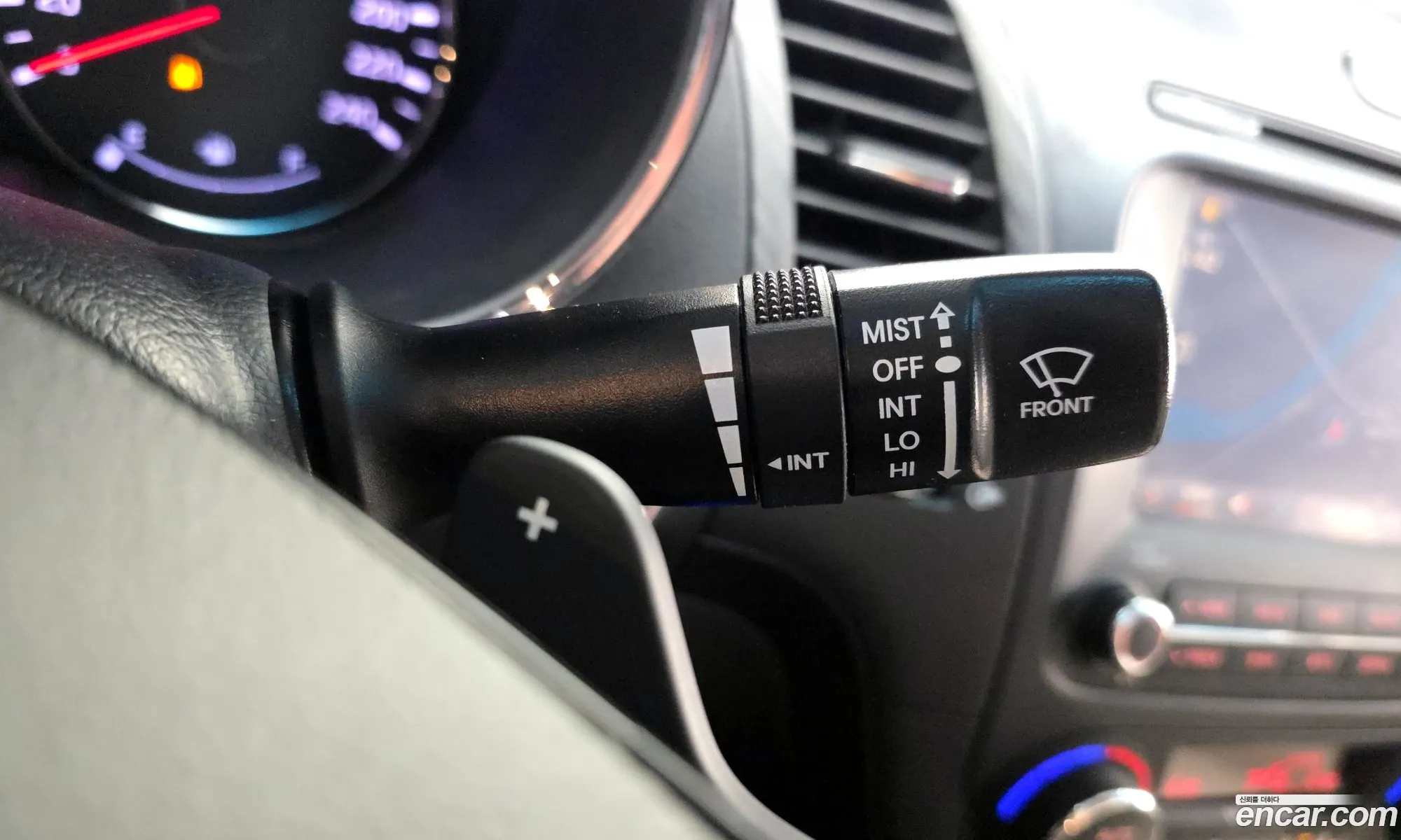 Kia K3 2012 — 24