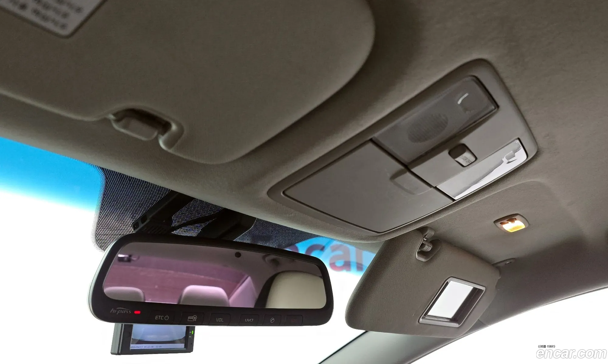 Kia K3 2012 — 32