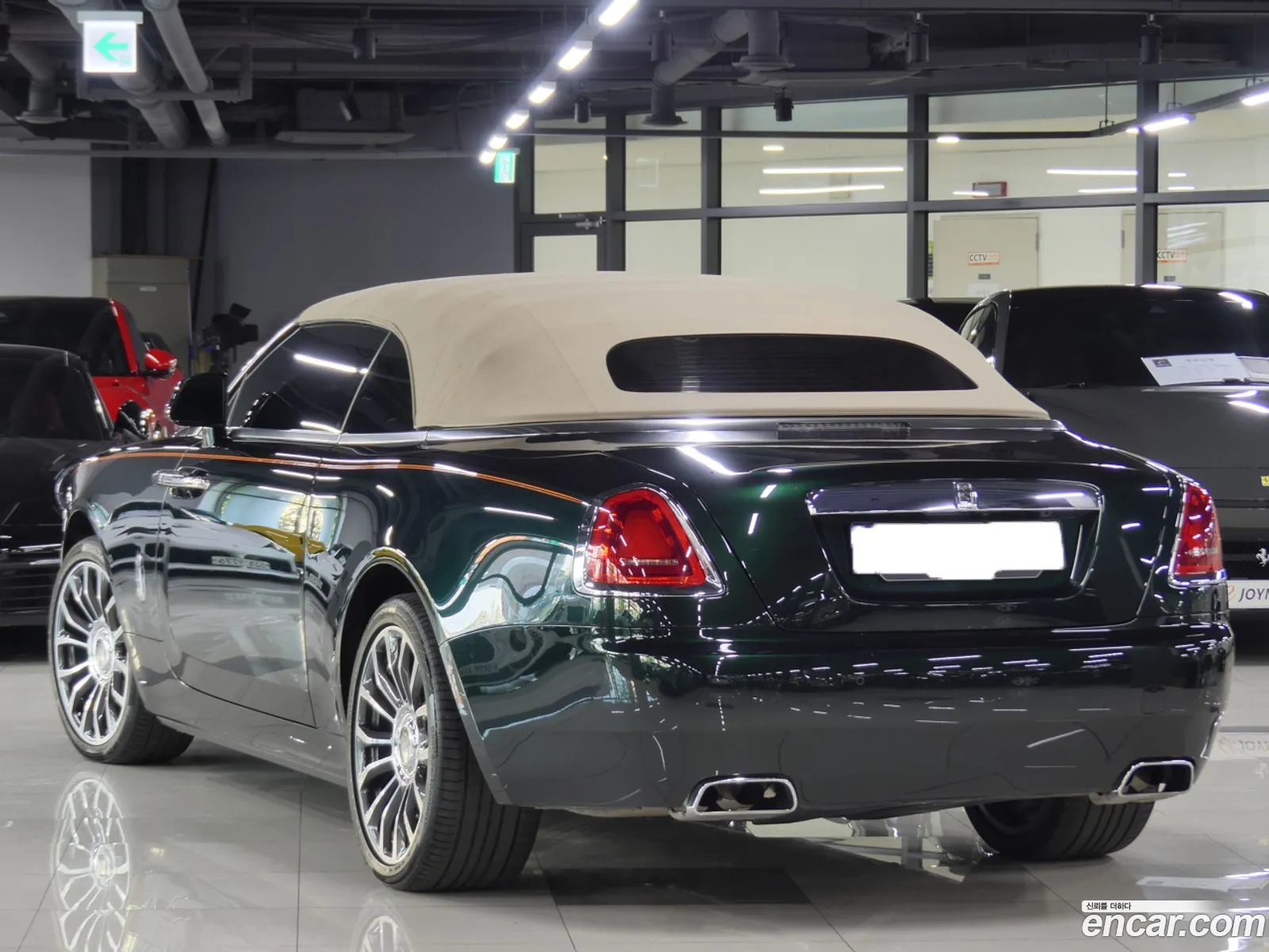 Rolls-Royce Dawn 2017 — 8