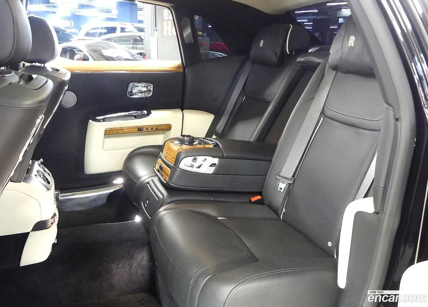 Rolls-Royce Ghost 2016 — 4