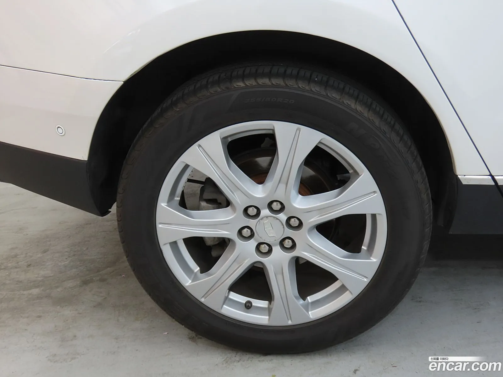 Cadillac SRX 2011 — 12