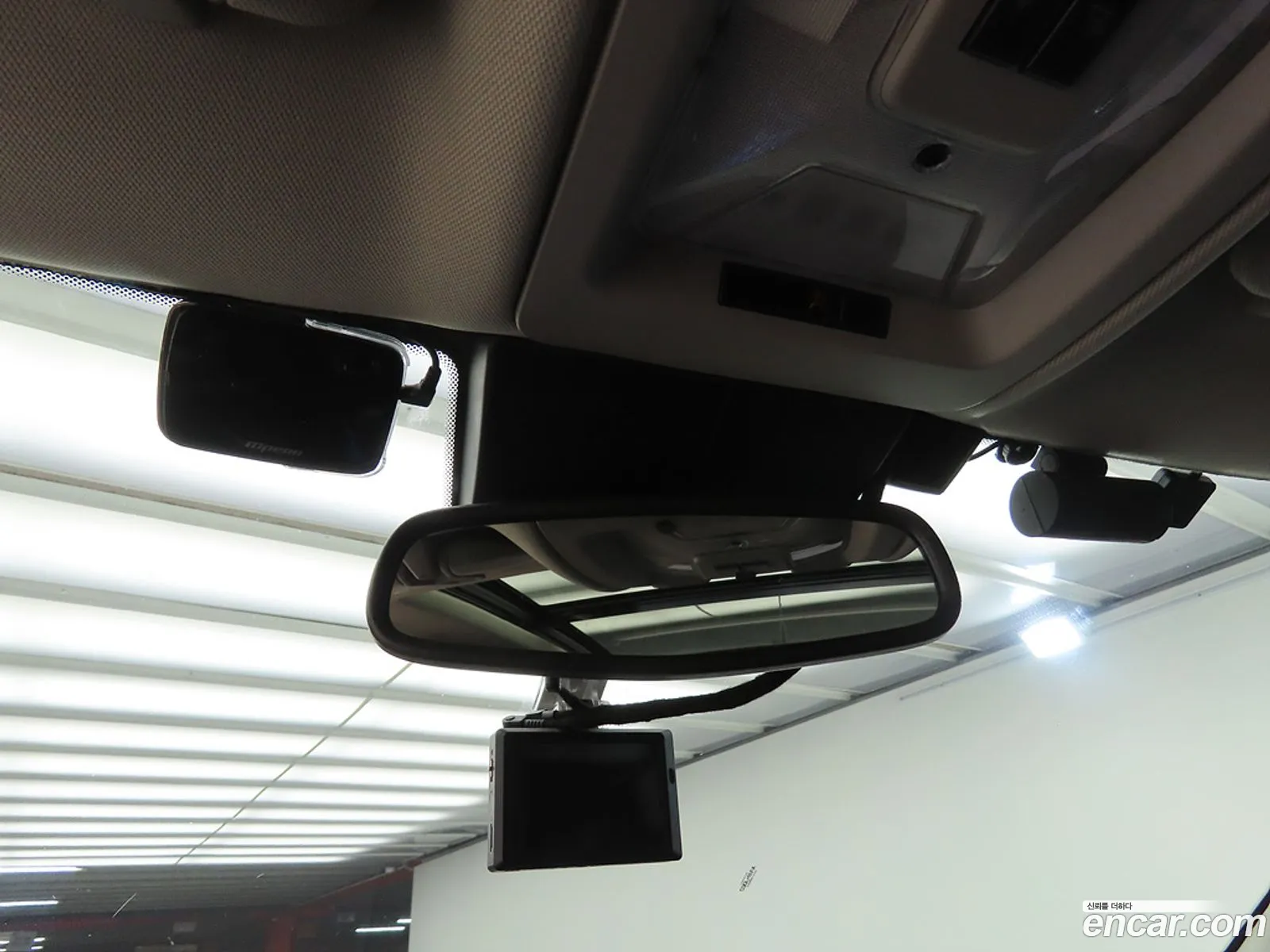 Cadillac SRX 2011 — 5