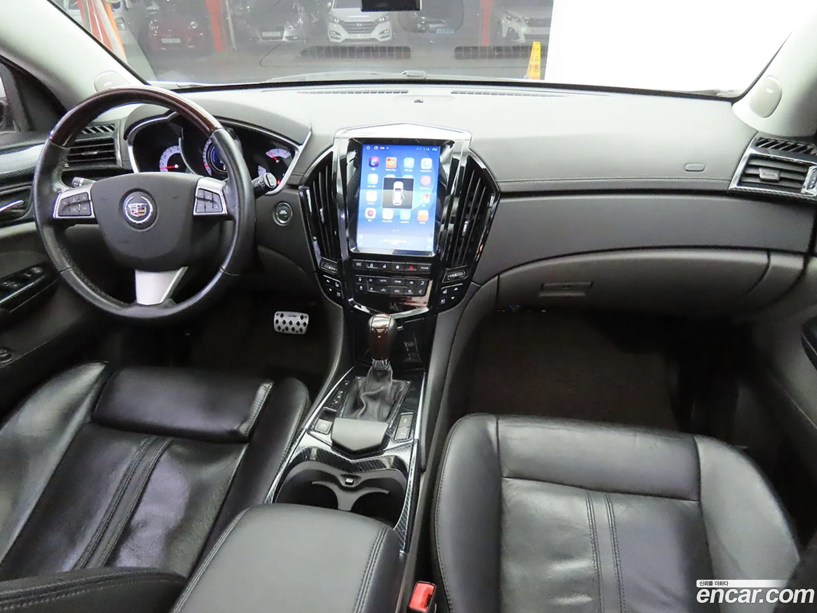Cadillac SRX 2011 — 3