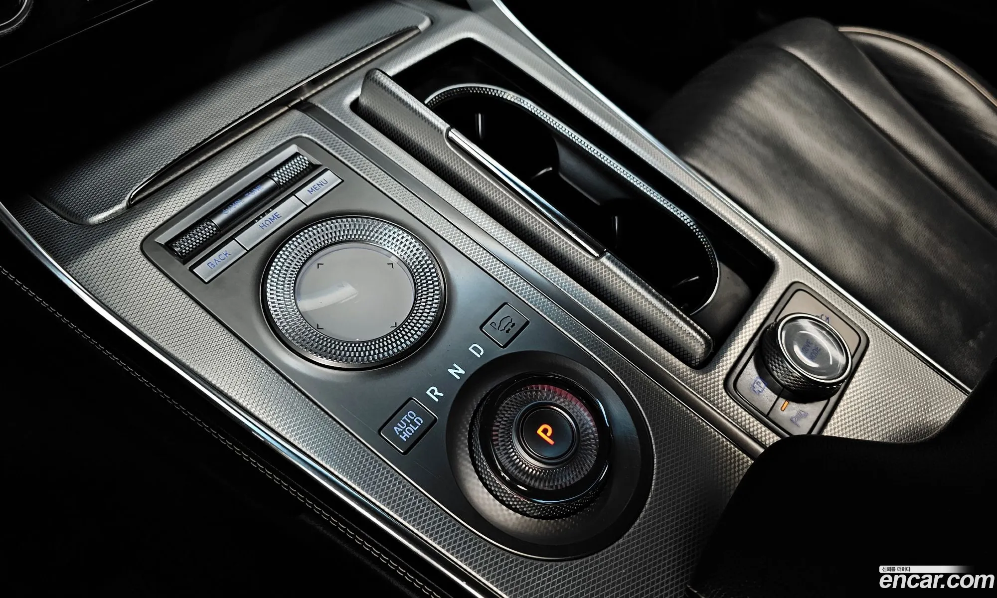 Genesis GV80 2020 — 18
