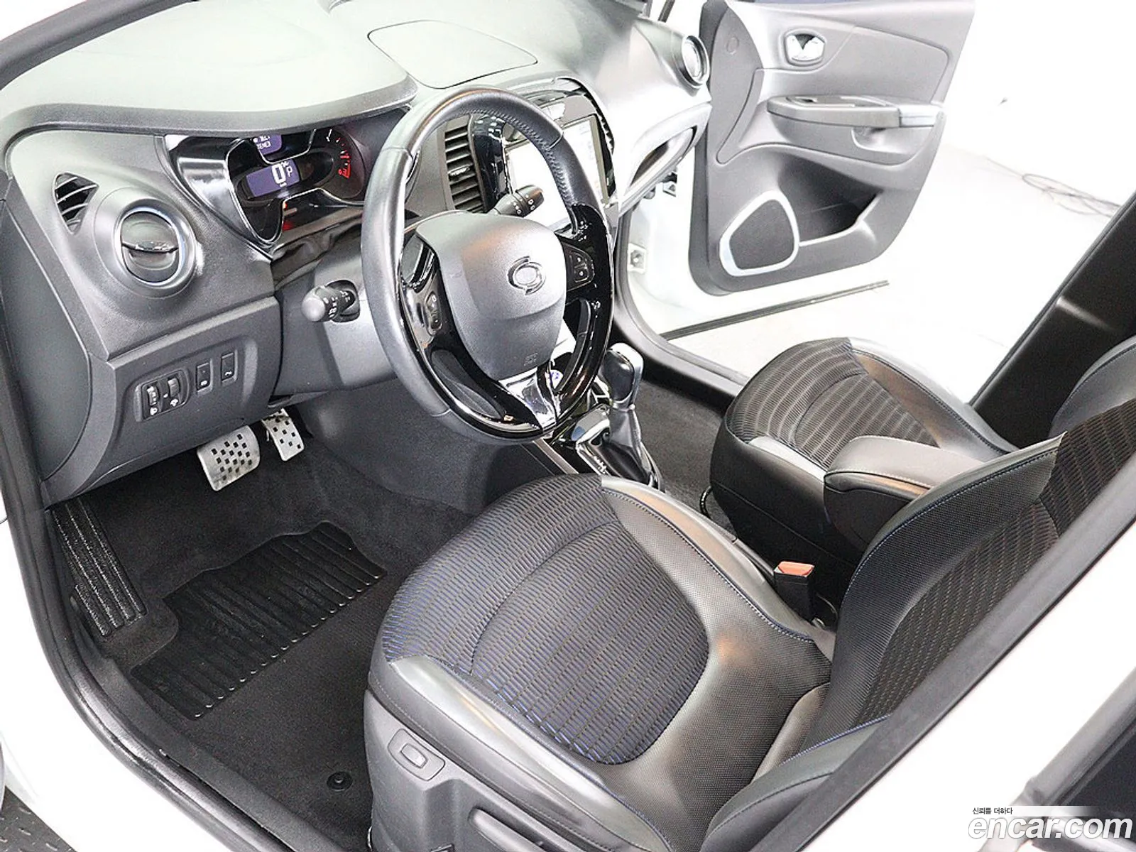 Renault Korea (Samsung) QM3 2016 — 3