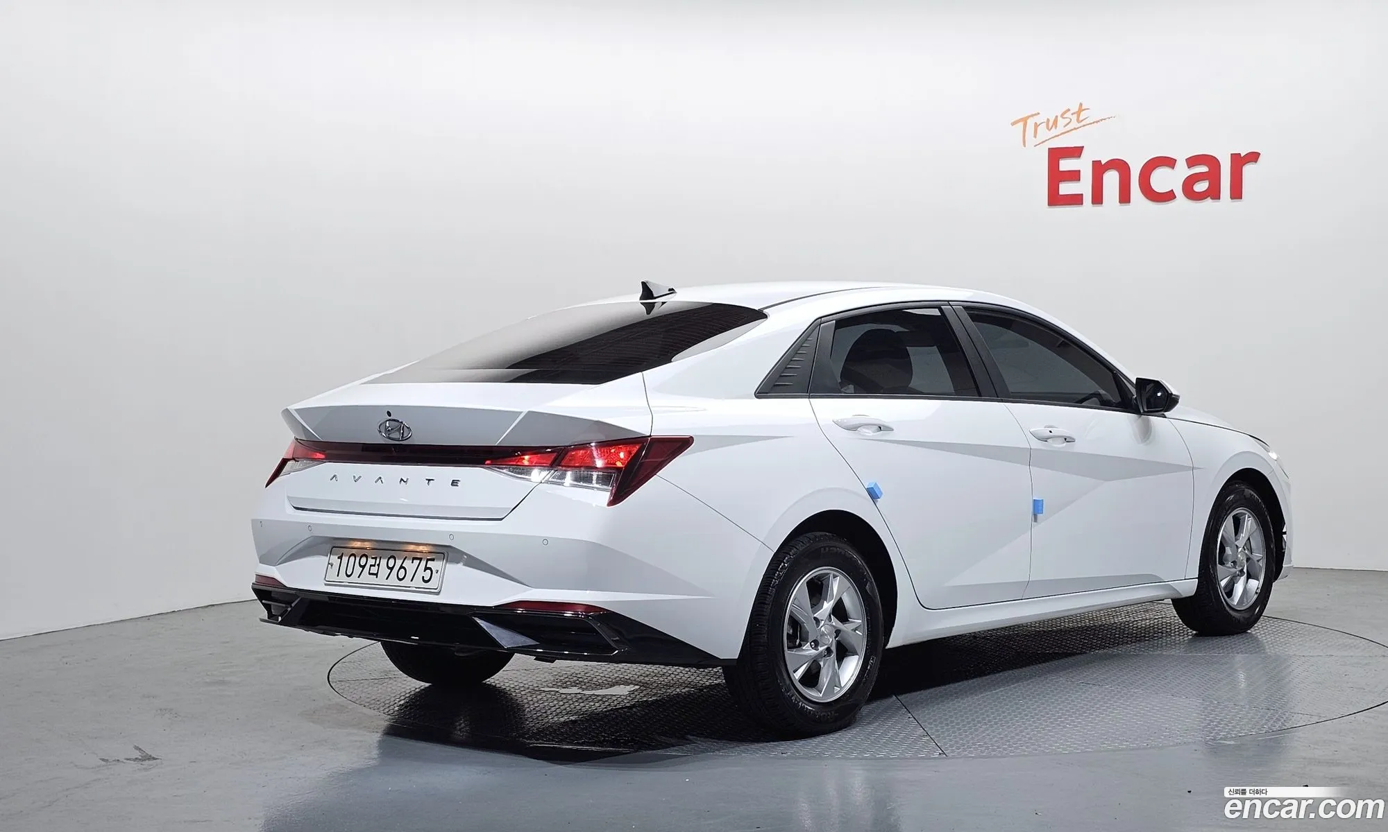 Hyundai Elantra 2021 — 9
