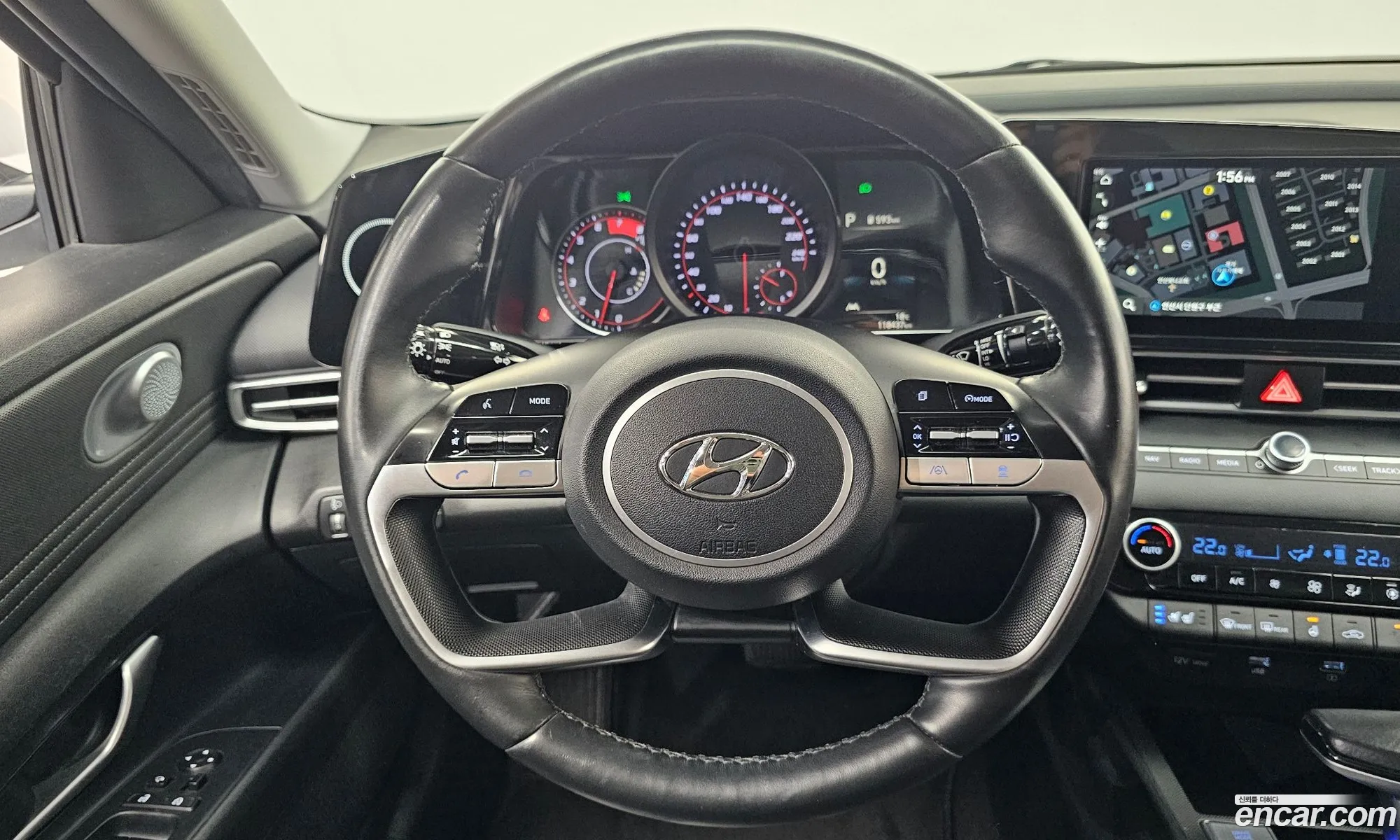 Hyundai Elantra 2021 — 26