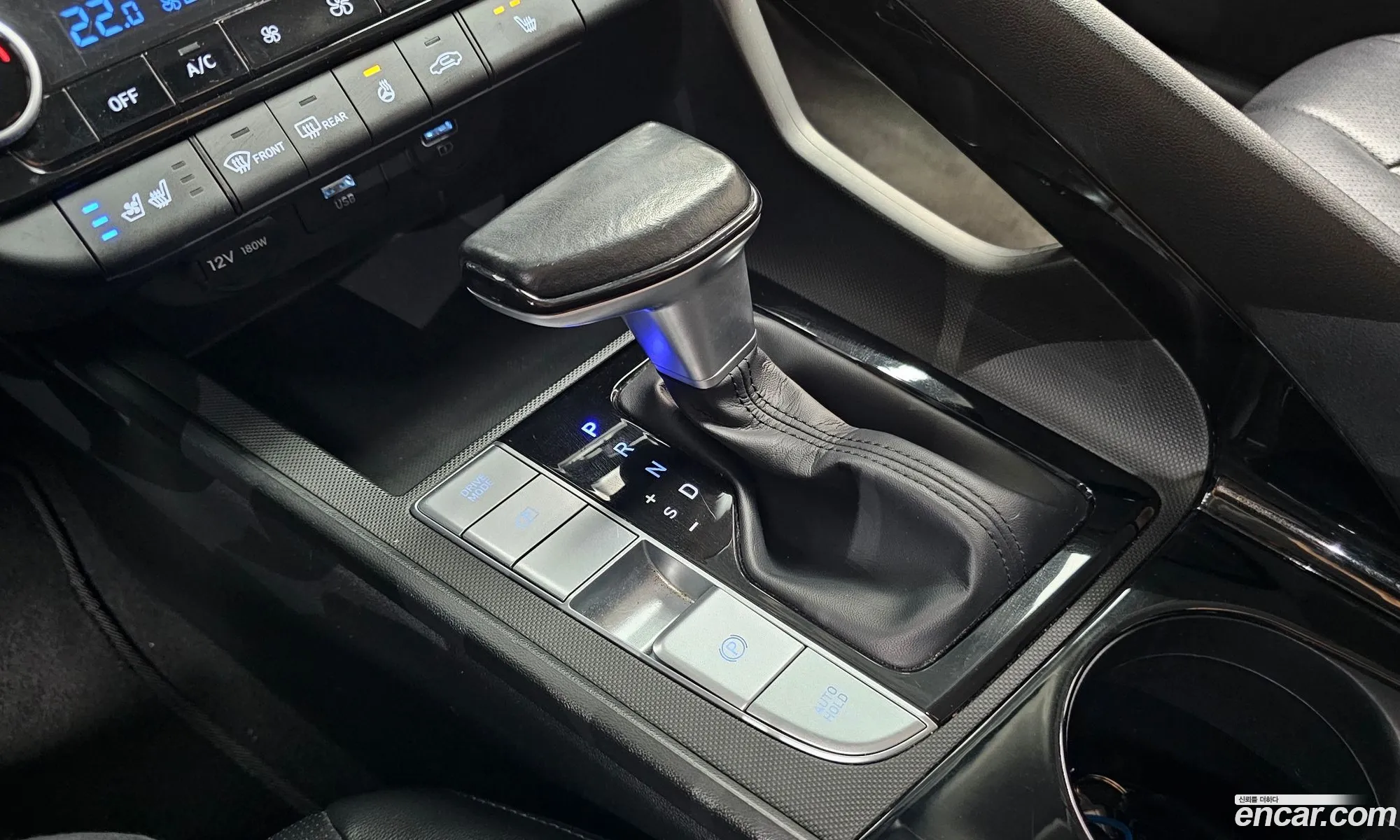 Hyundai Elantra 2021 — 10