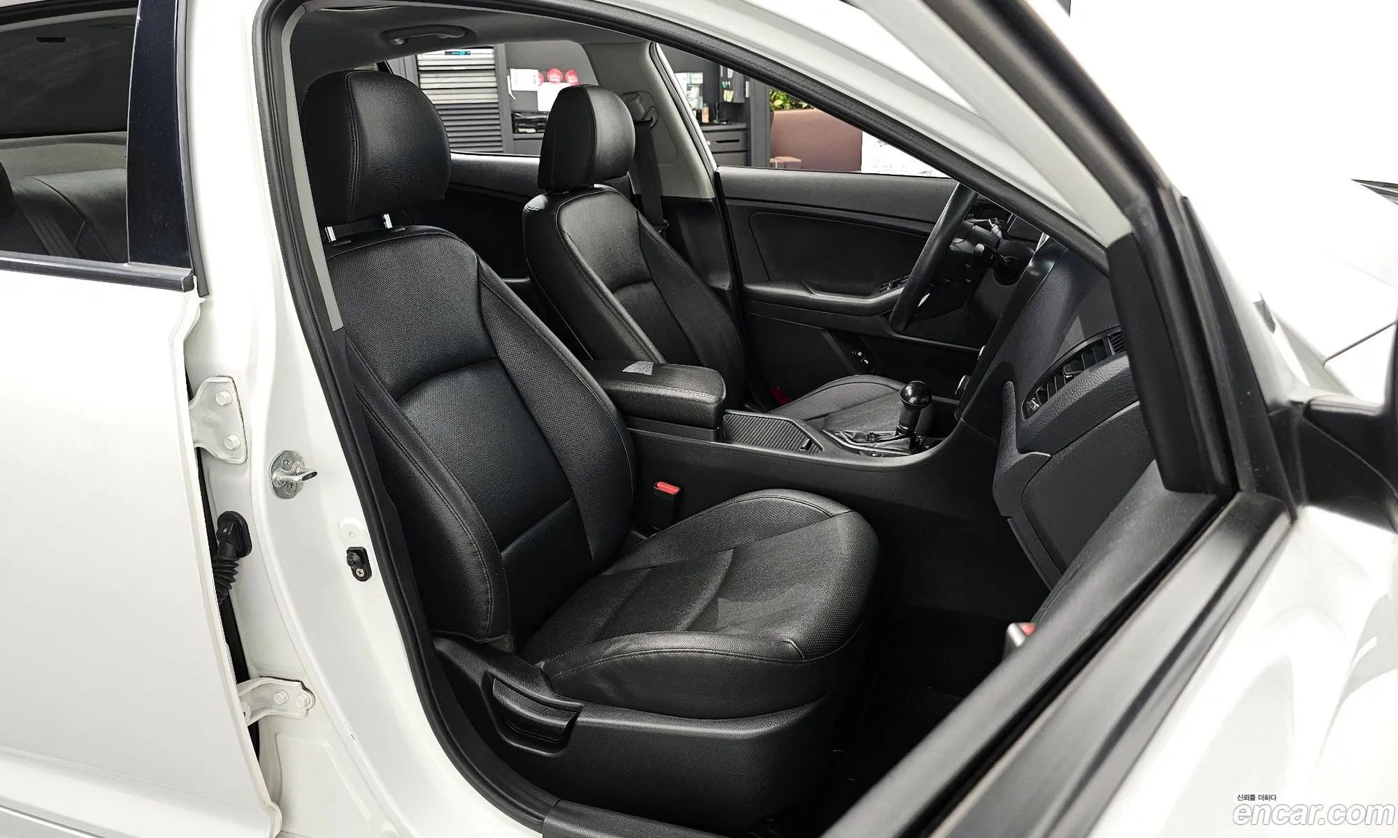 Kia K5 2013 — 32