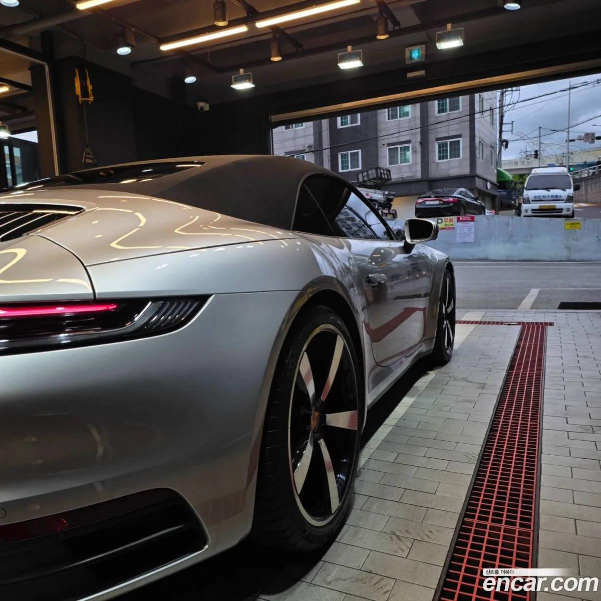 Porsche 911 2024 — 15