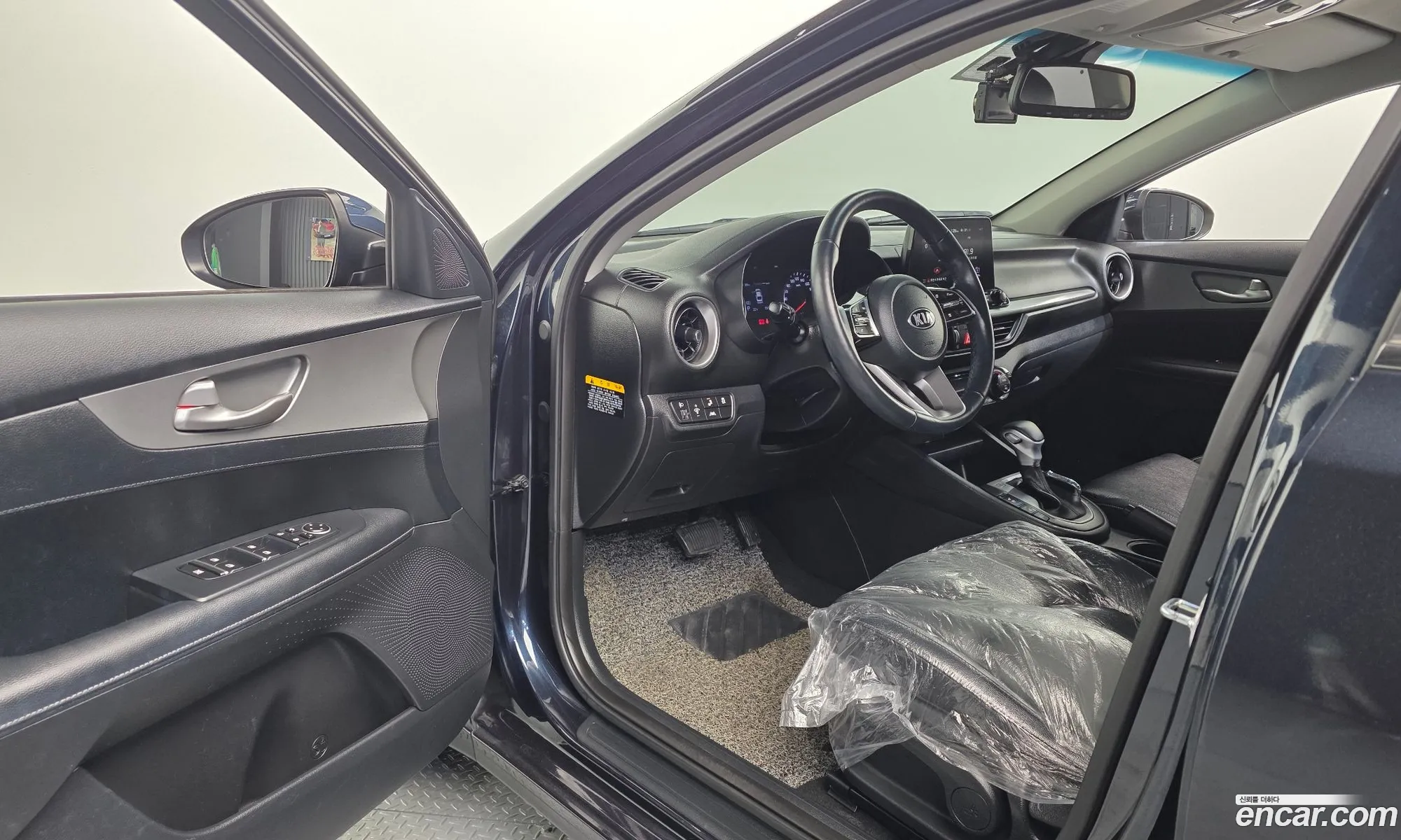 Kia K3 2019 — 19