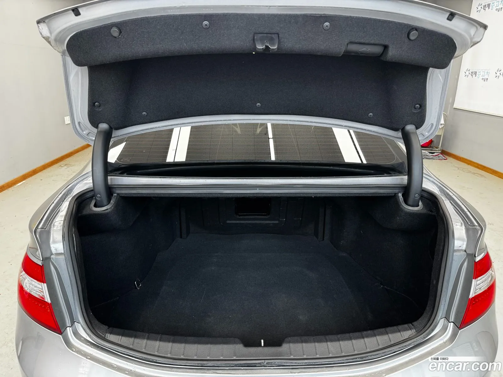 Hyundai Grandeur HG 2014 — 15