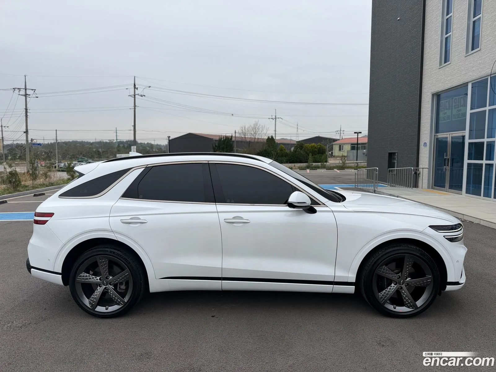 Genesis GV70 2021 — 11