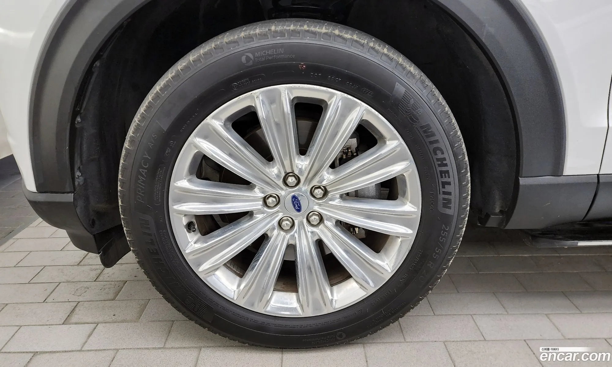 Ford Explorer 6th Gen 2022 1FM5K8FW2NNA03756 — 35