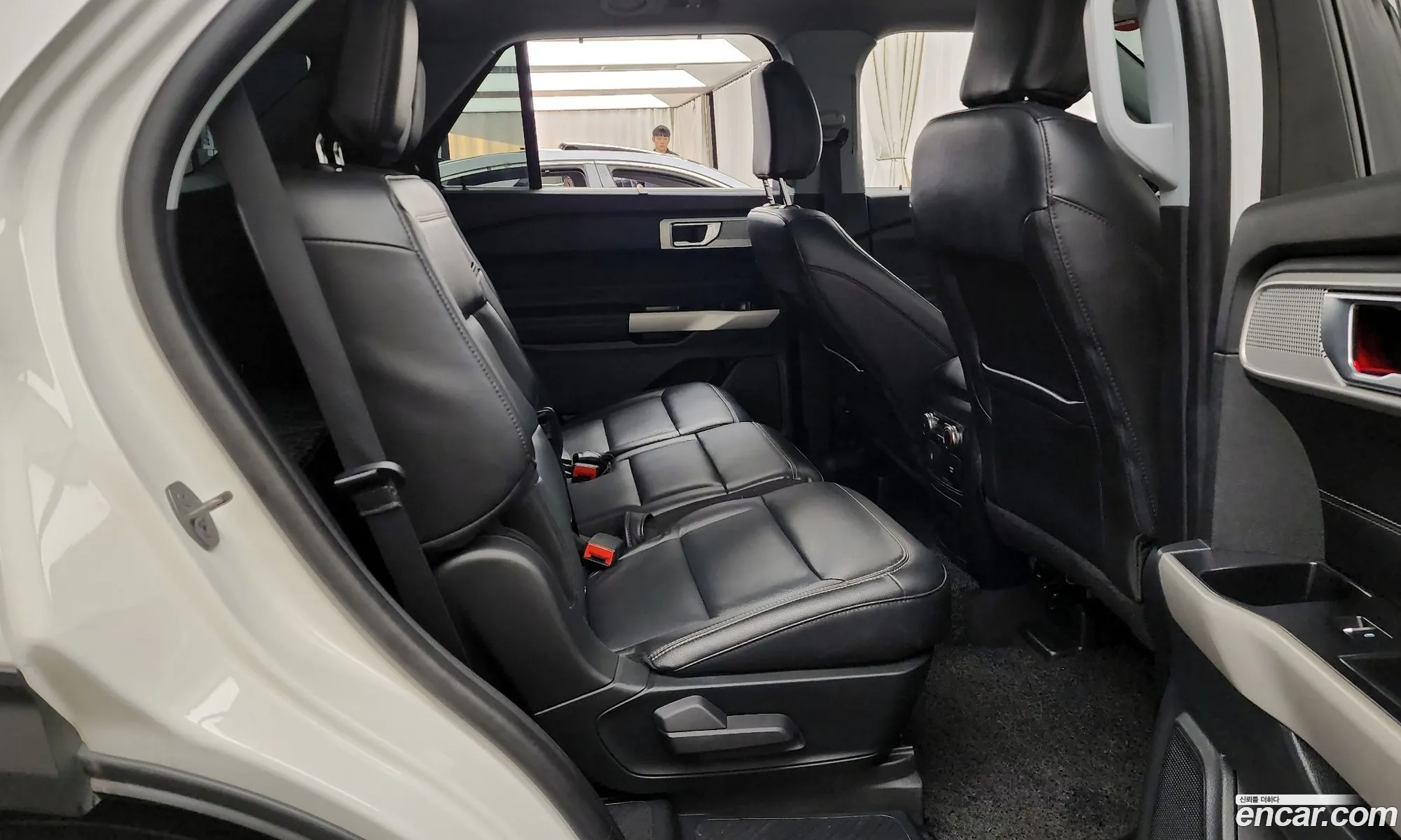 Ford Explorer 6th Gen 2022 1FM5K8FW2NNA03756 — 21