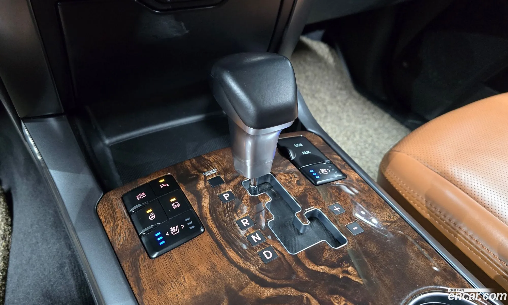 Kia Mohave 2017 — 19