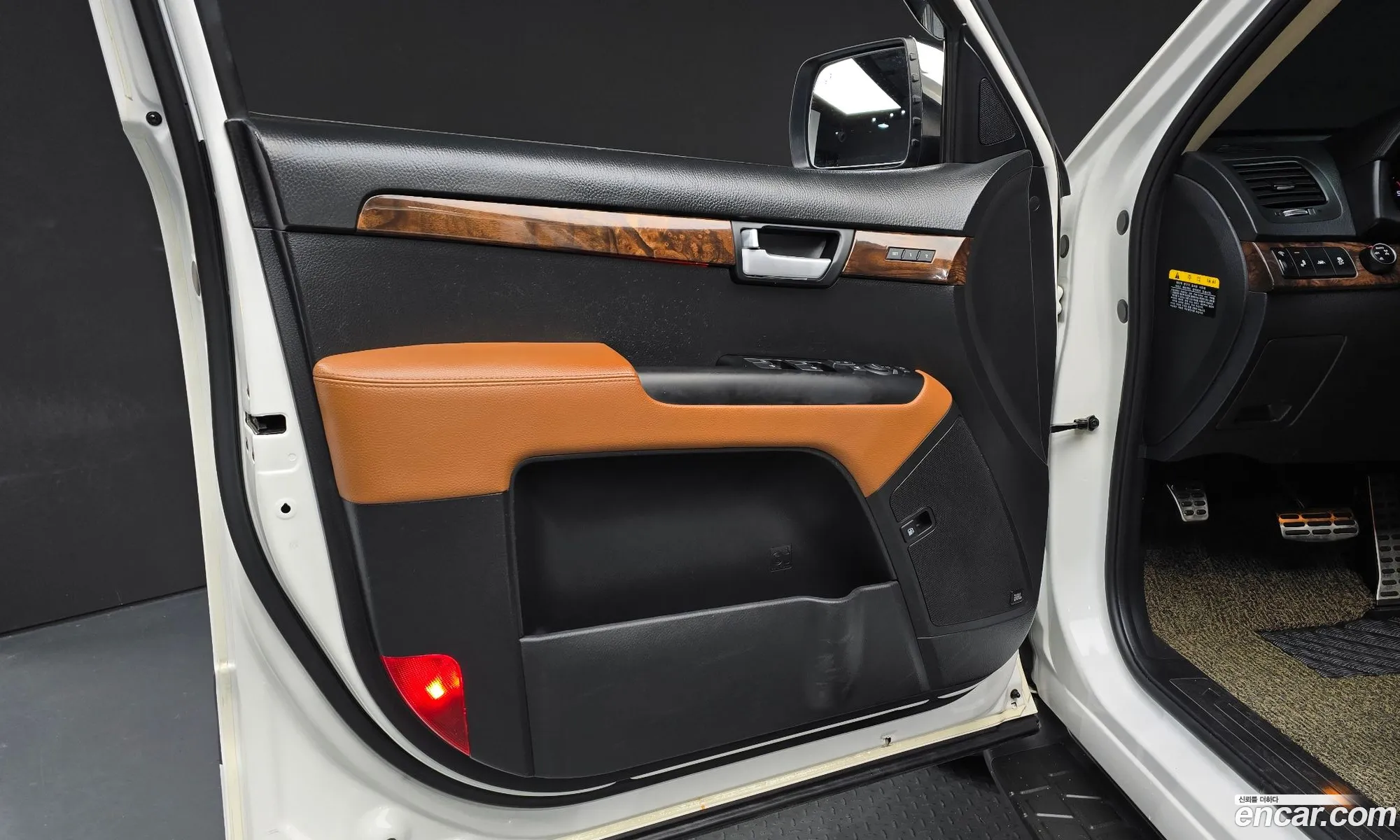 Kia Mohave 2017 — 18