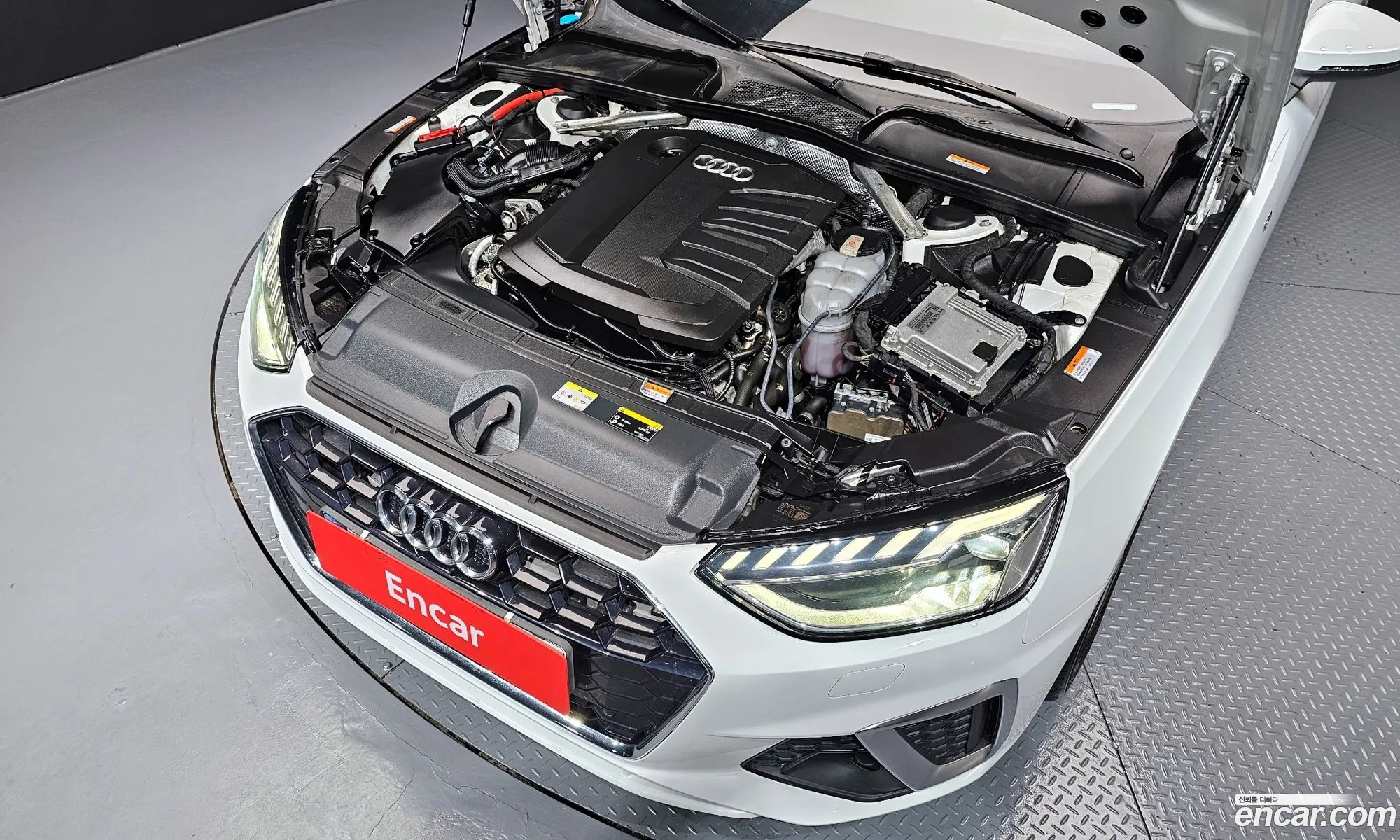 Audi A4 2021 WAUZZZF42MN001250 — 19