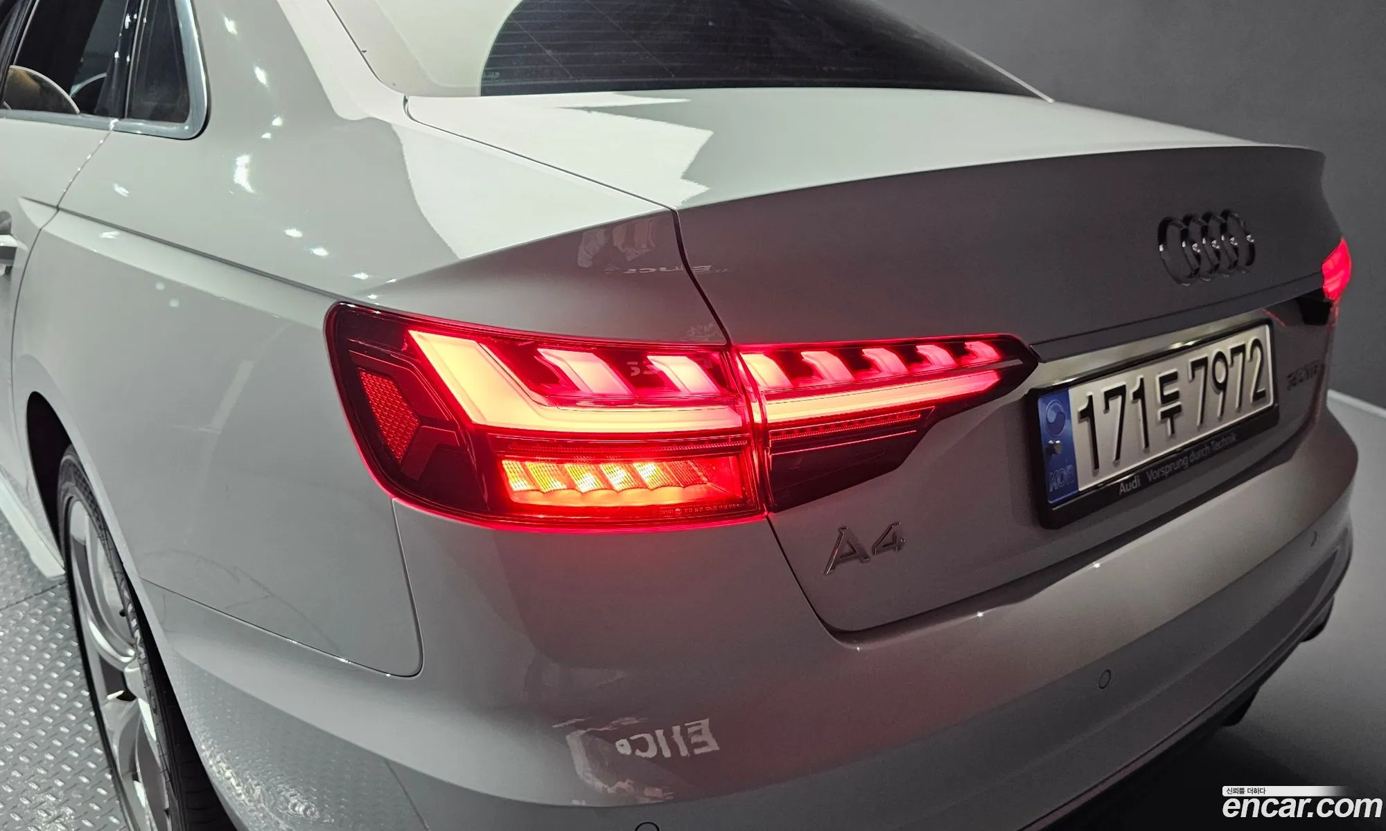 Audi A4 2021 WAUZZZF42MN001250 — 14