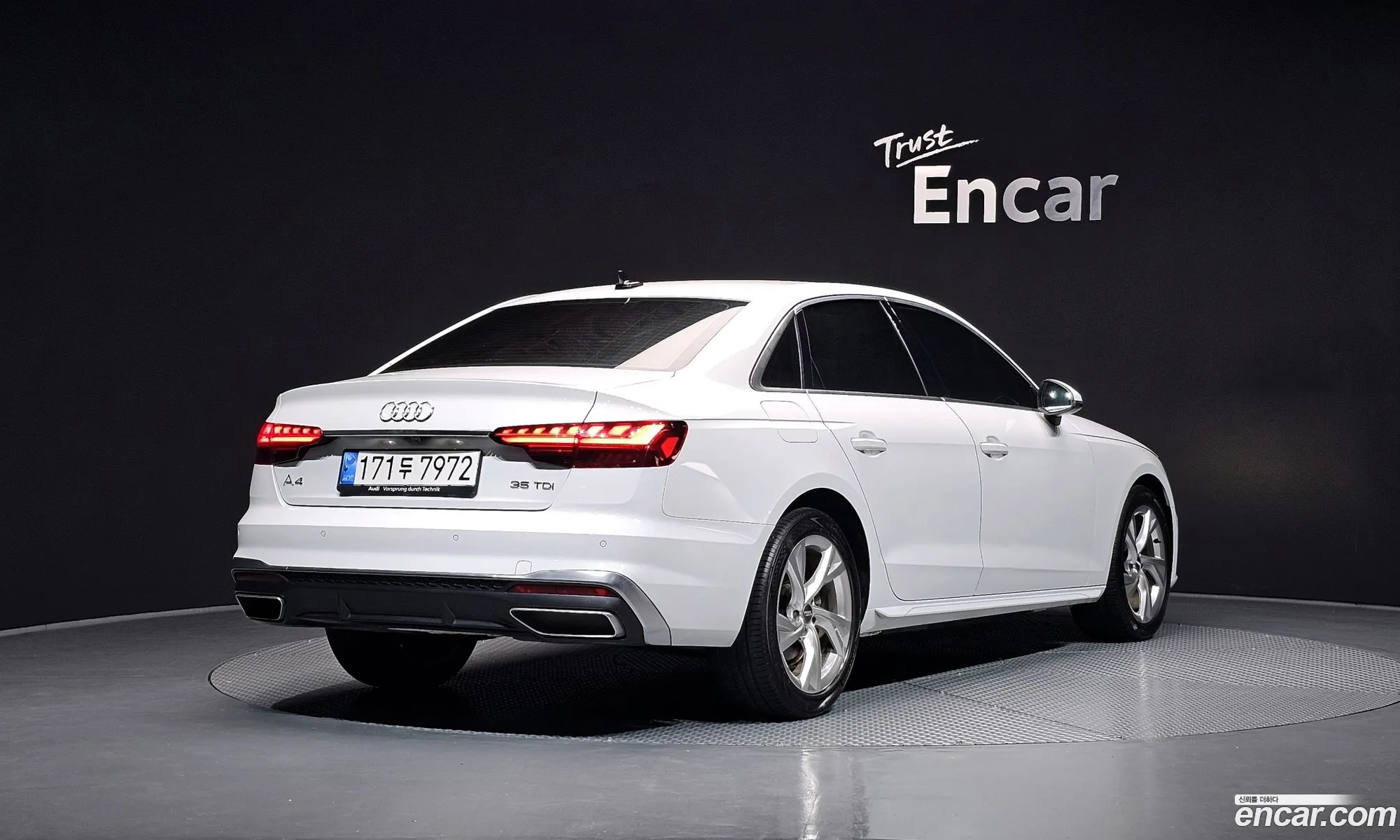 Audi A4 2021 WAUZZZF42MN001250 — 27