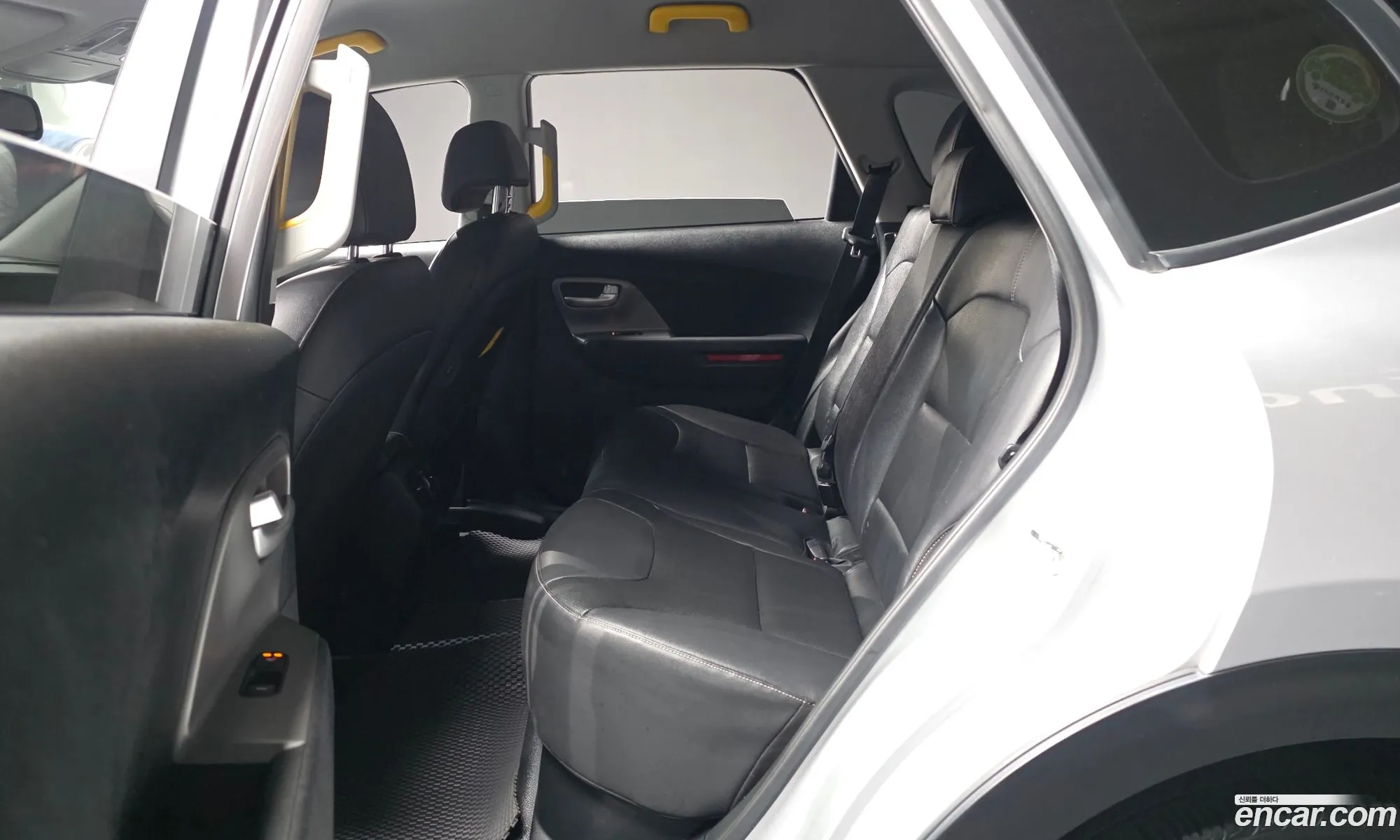 Kia Niro Plus 2022 — 13