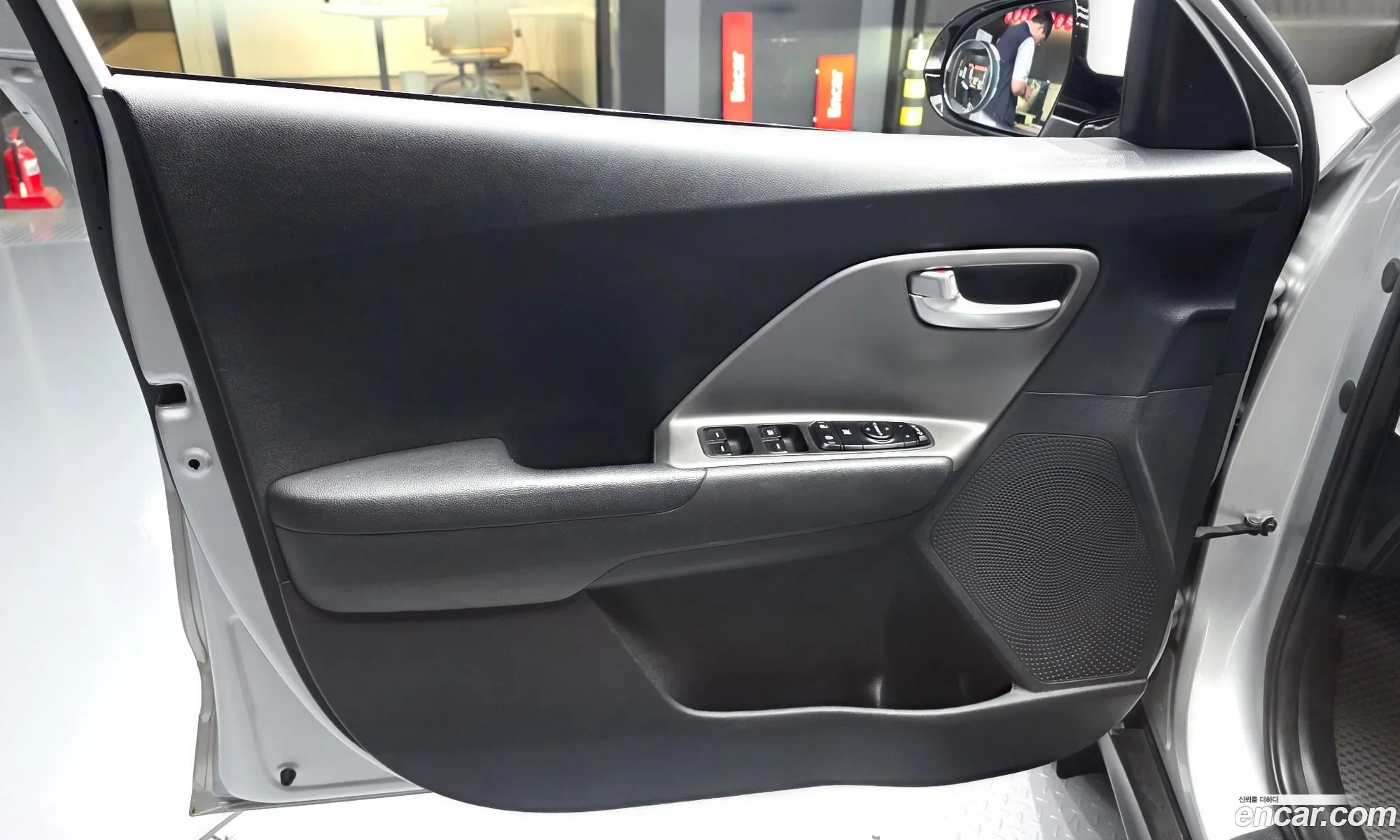 Kia Niro Plus 2022 — 26