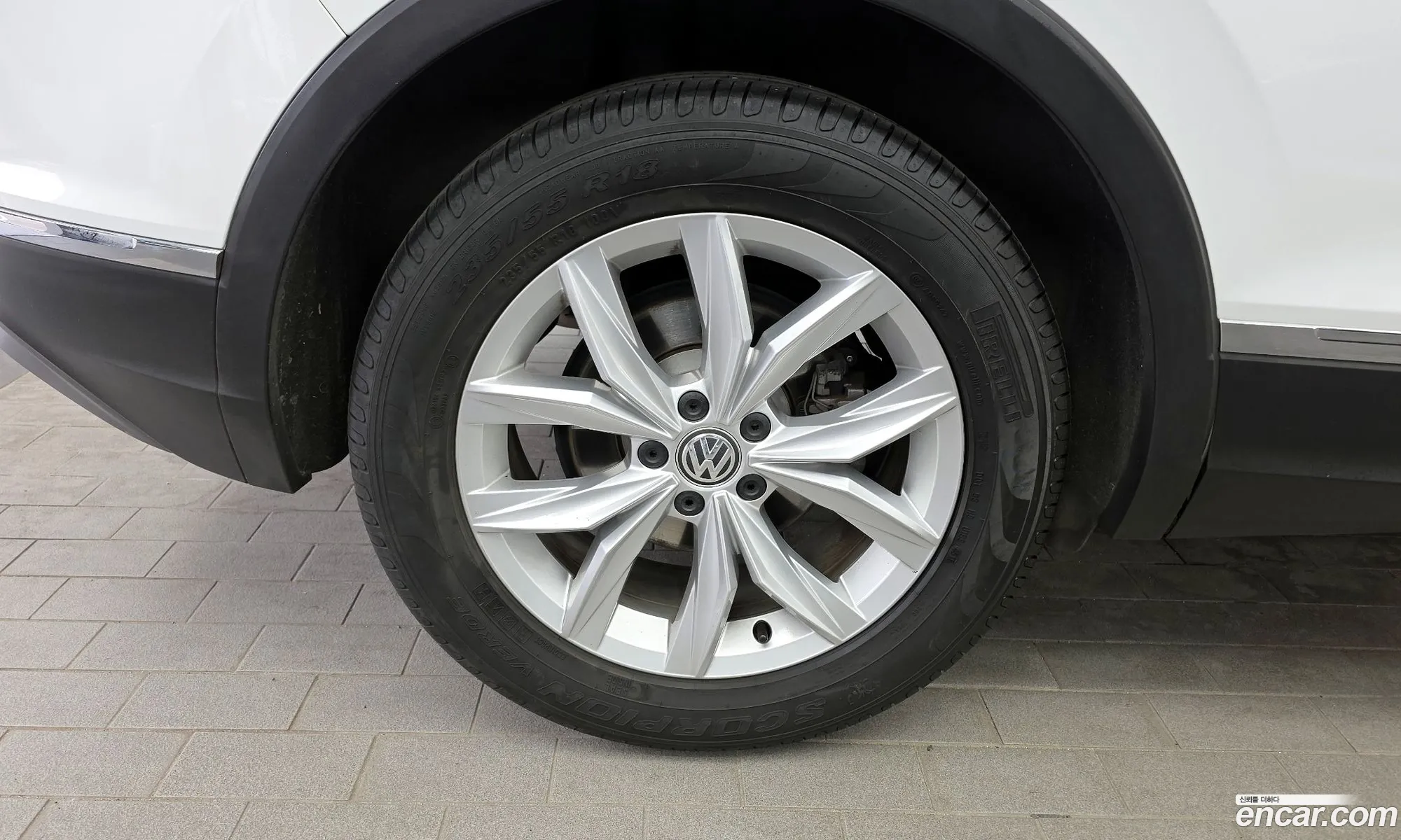 Volkswagen Tiguan 2020 — 18