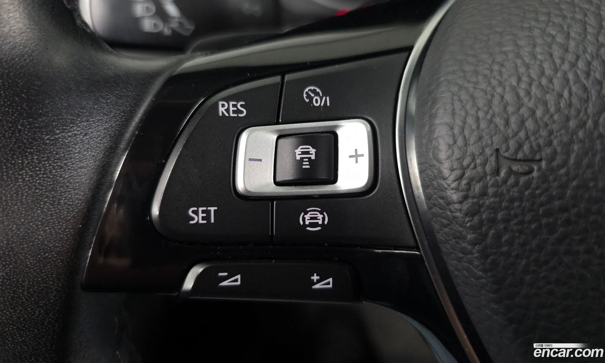 Volkswagen Tiguan 2020 — 19