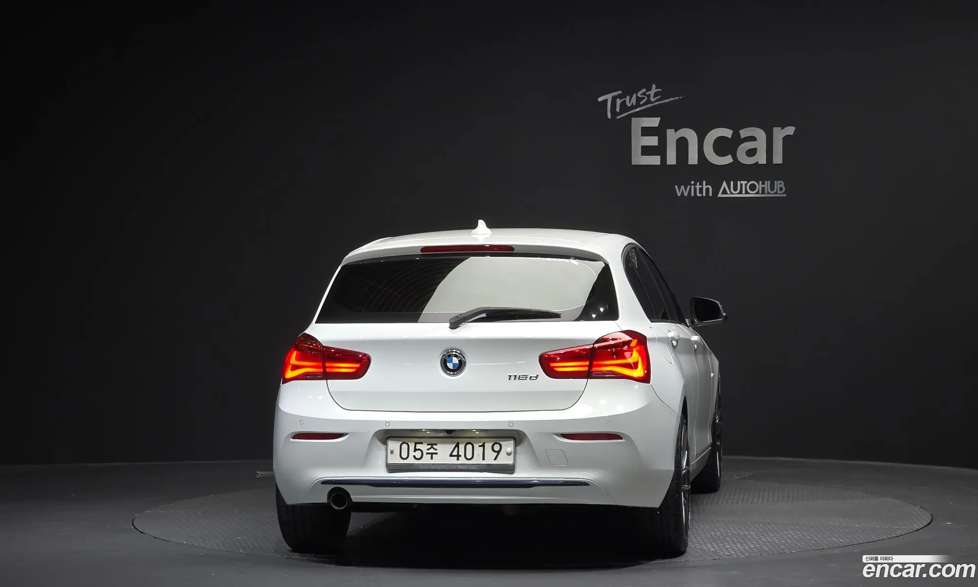 BMW 1 Series 2016 WBA1S5100G5D28168 — 4