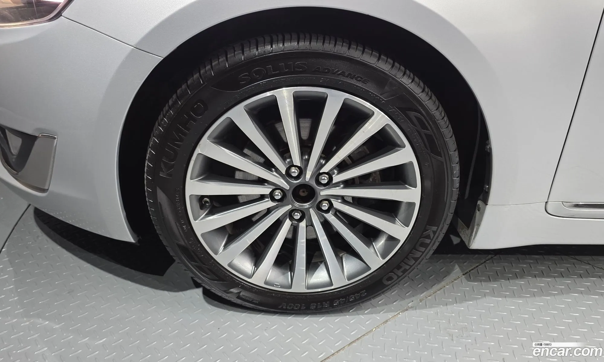 Kia K7 2015 — 27