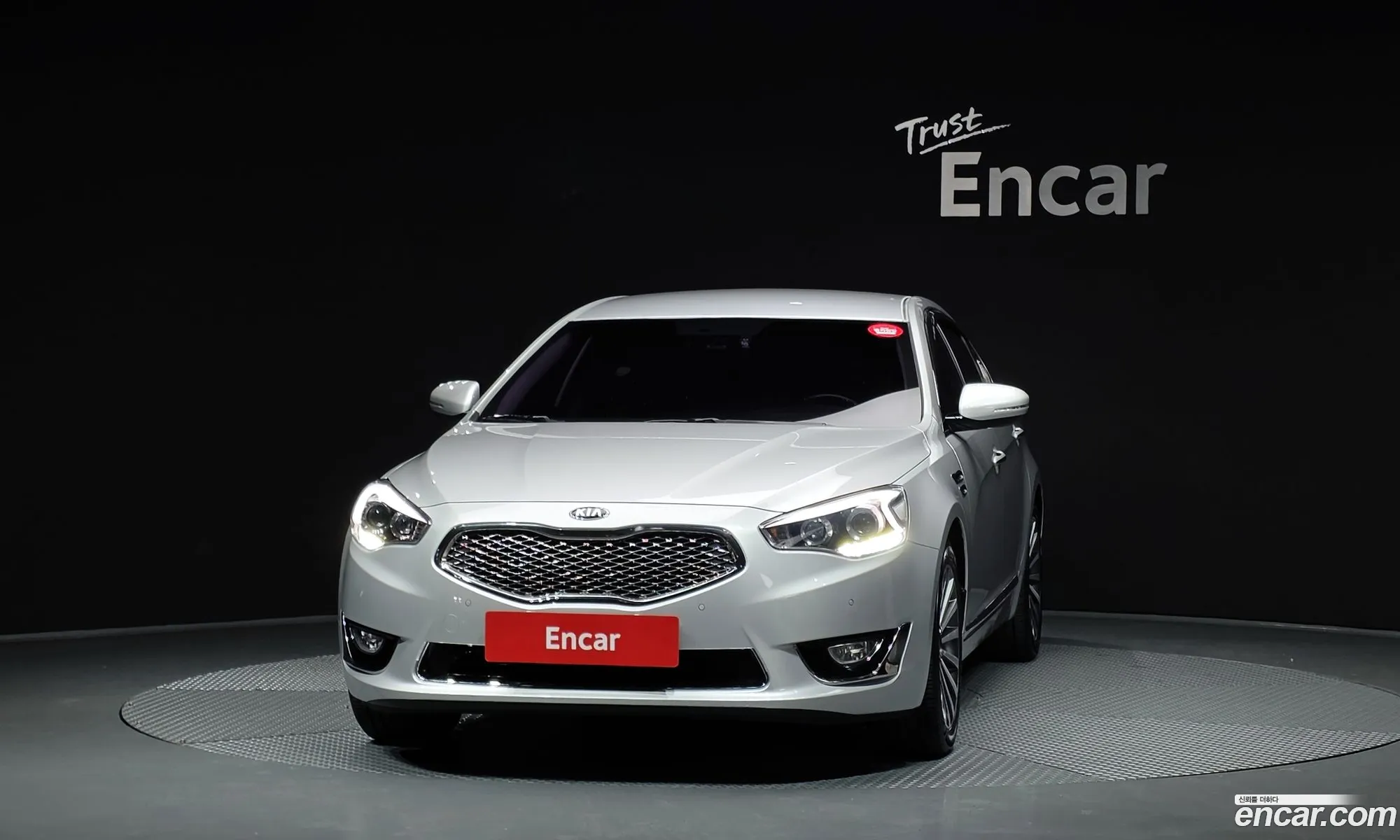 Kia K7 2015 — 11