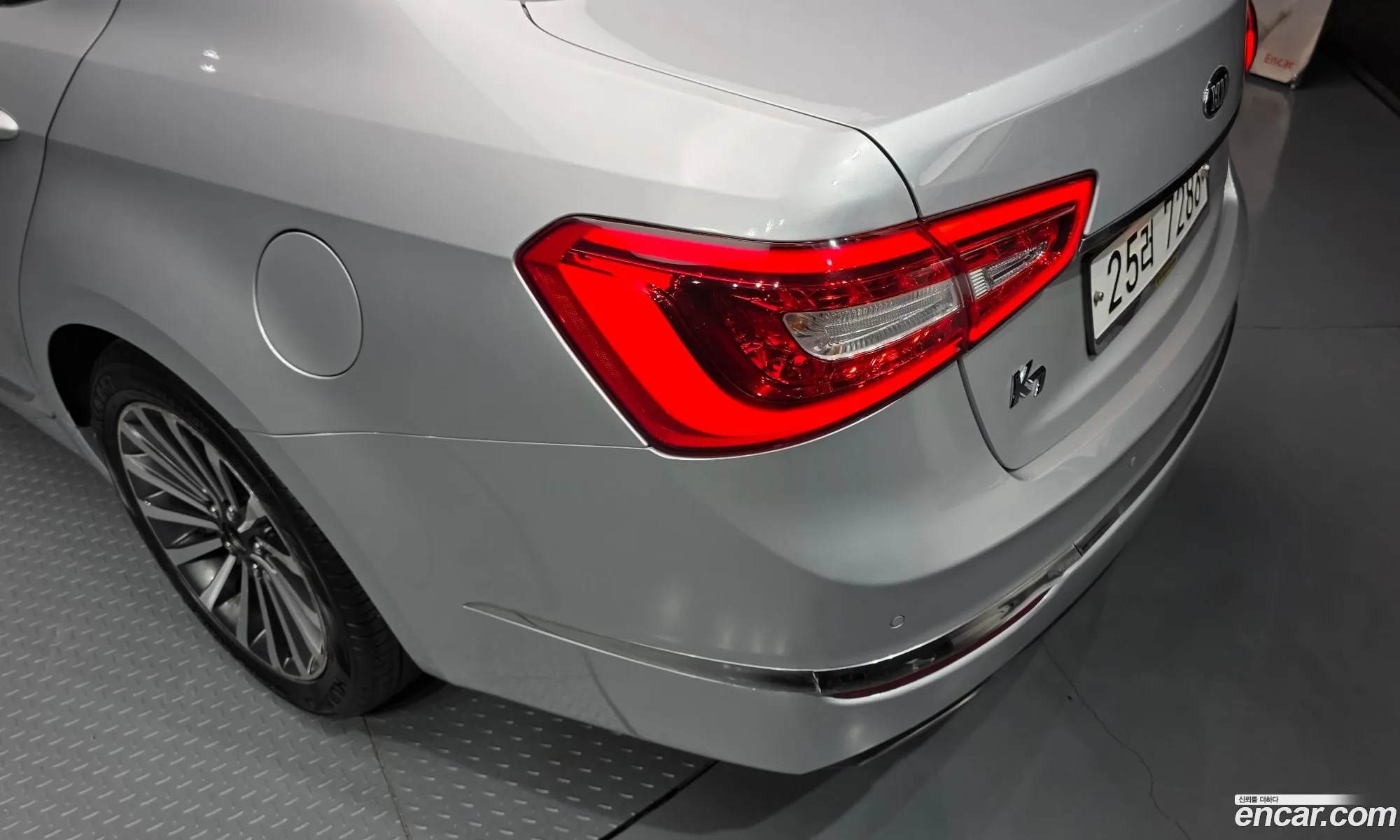 Kia K7 2015 — 12