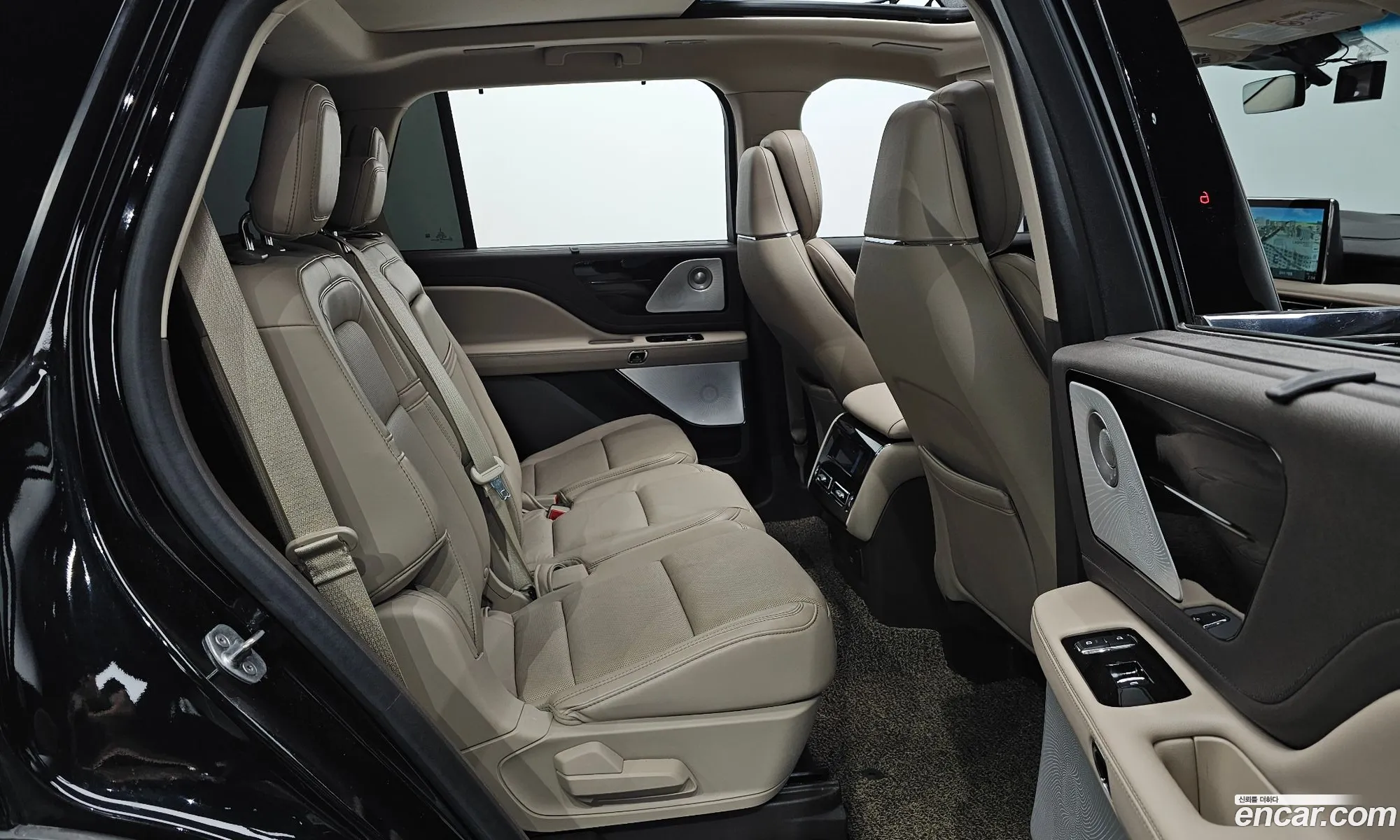 Lincoln Aviator 2021 5LM5J7XC7MGL08705 — 14