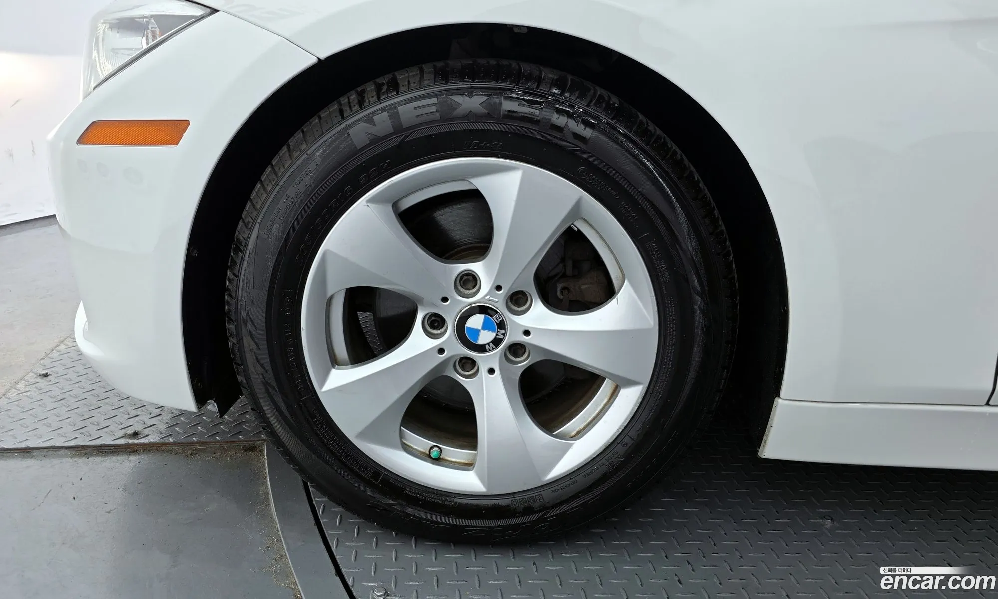 BMW 3 Series 2015 WBA3E1108FF948197 — 13