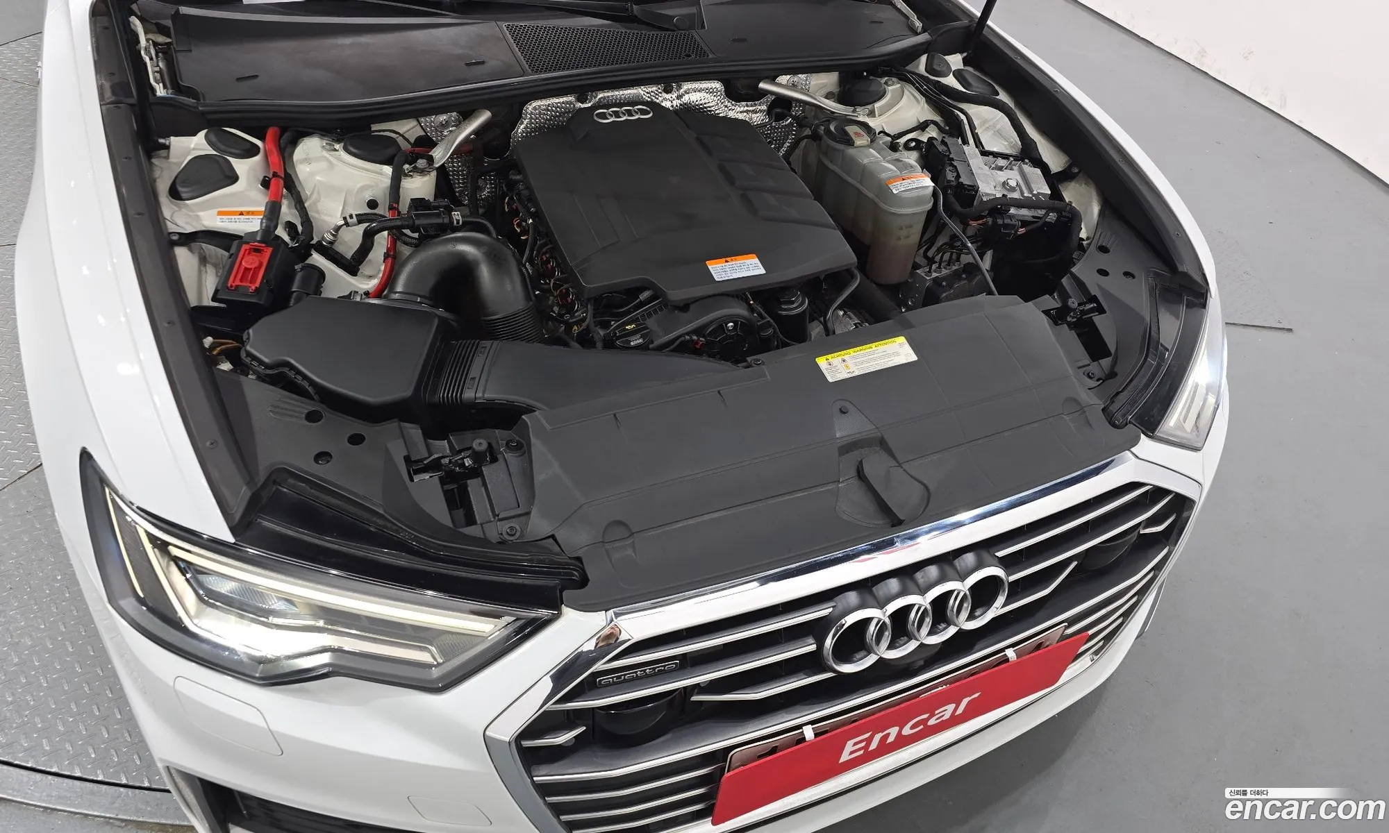 Audi A6 2019 WAUZZZF29KN132574 — 12