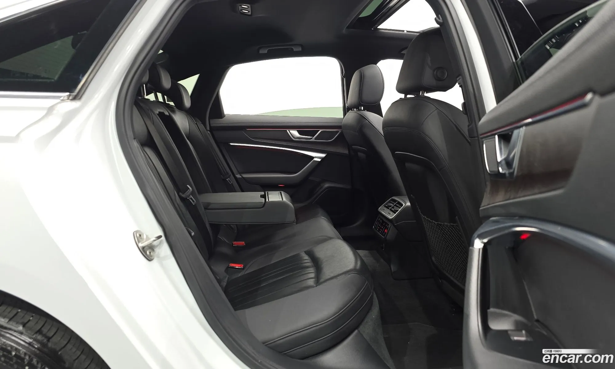 Audi A6 2019 WAUZZZF29KN132574 — 17