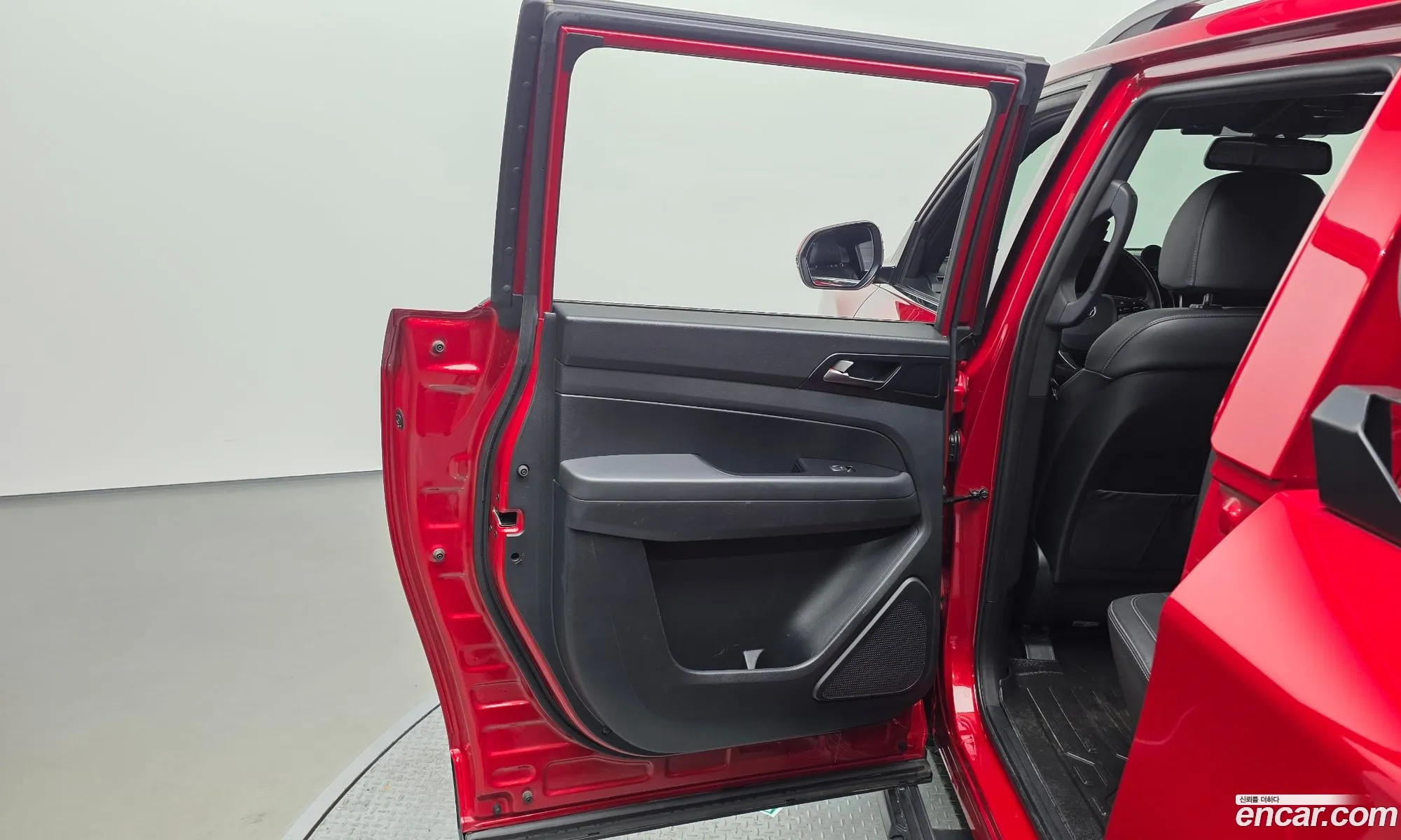 KG Mobility (SsangYong) Rexton Sports Khan 2020 — 32
